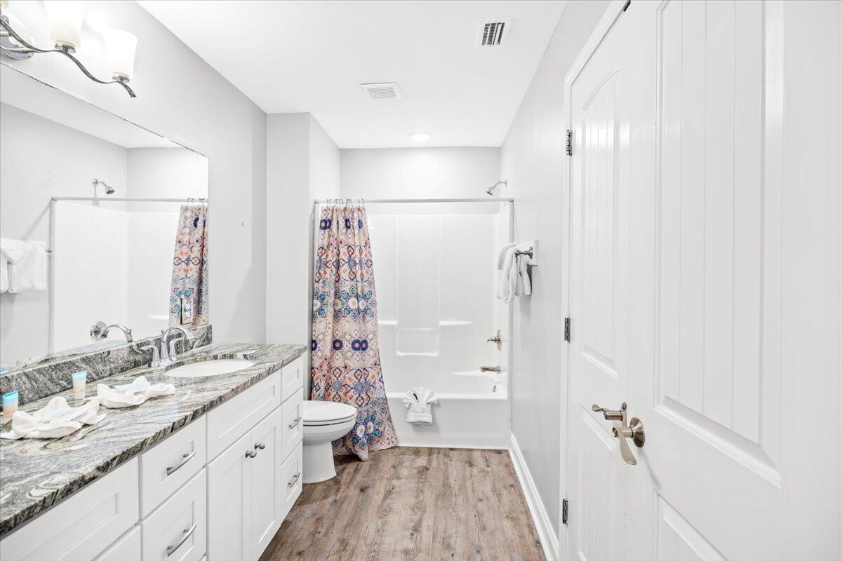 6006 Thomas Drive Panama City Beach FL 32408