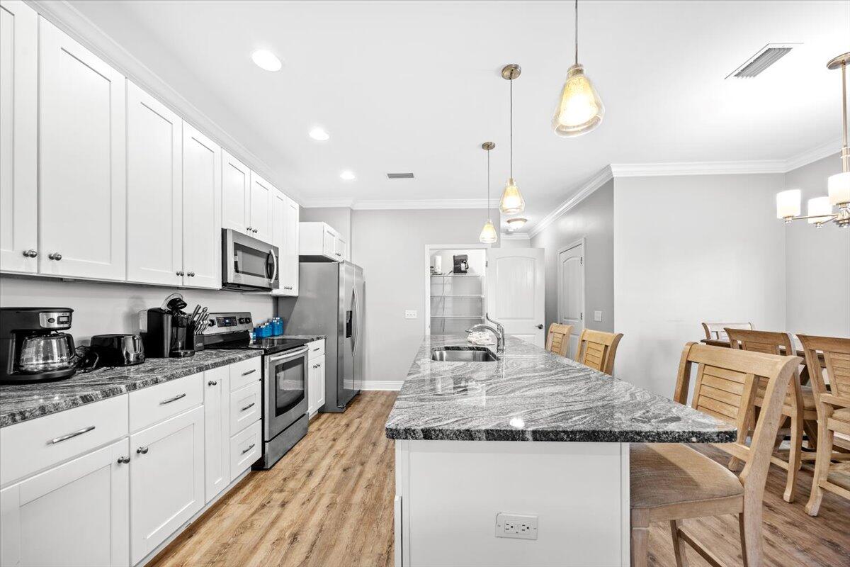 6006 Thomas Drive Panama City Beach FL 32408