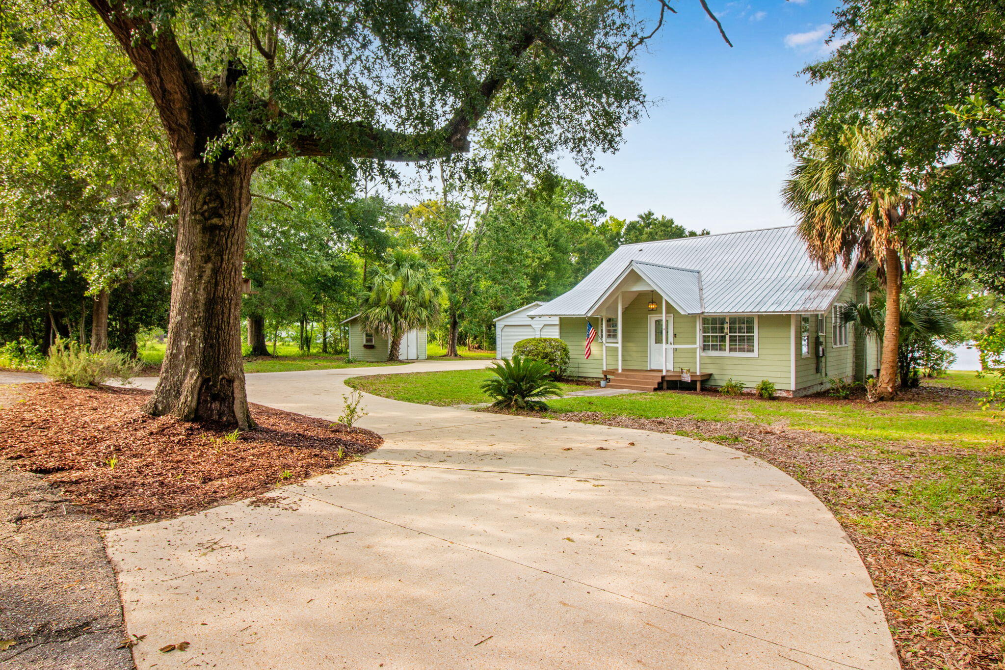 4 Engelbrecht Road Defuniak Springs FL 32433