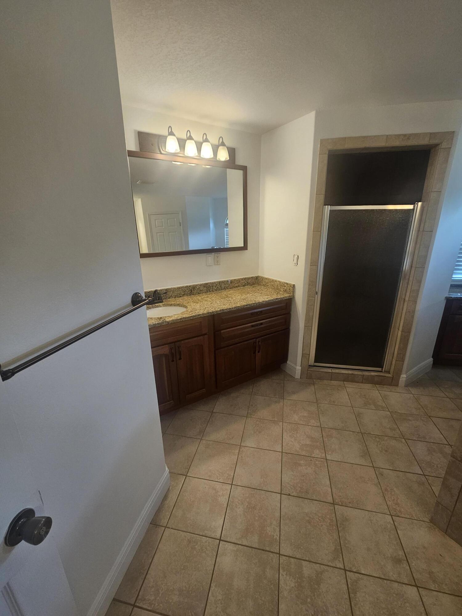 9202 E River Drive Navarre FL 32566