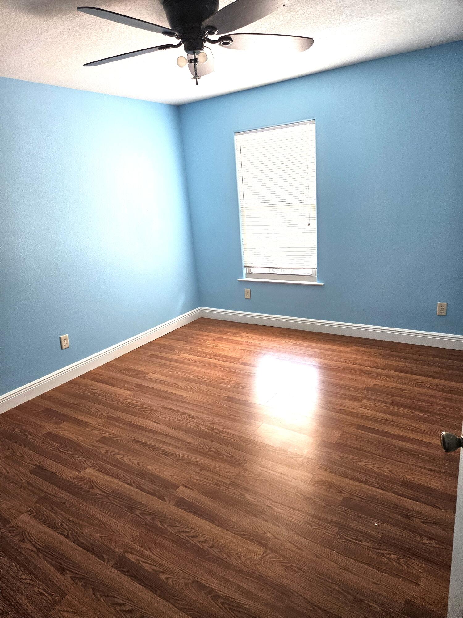 9202 E River Drive Navarre FL 32566