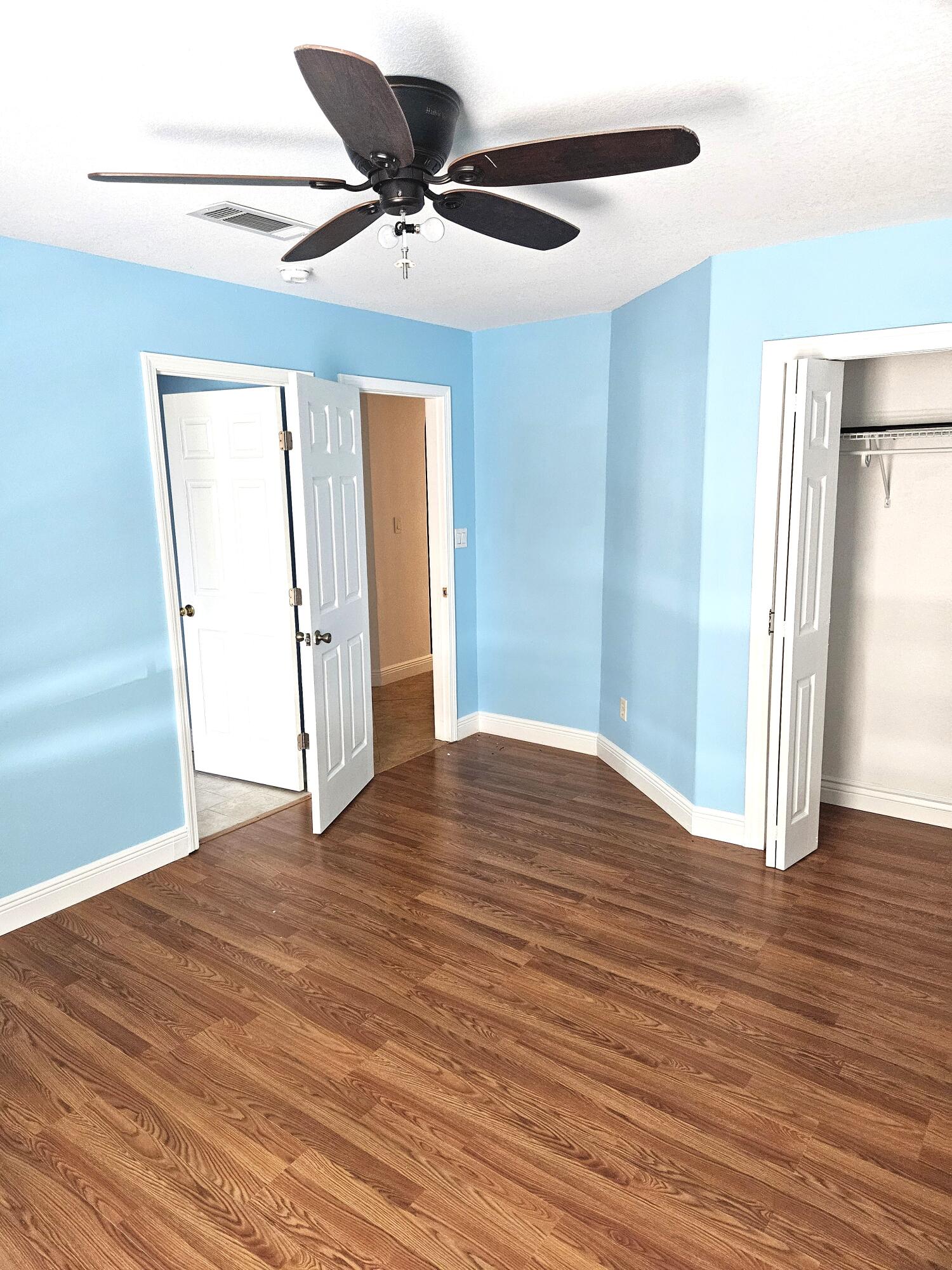 9202 E River Drive Navarre FL 32566