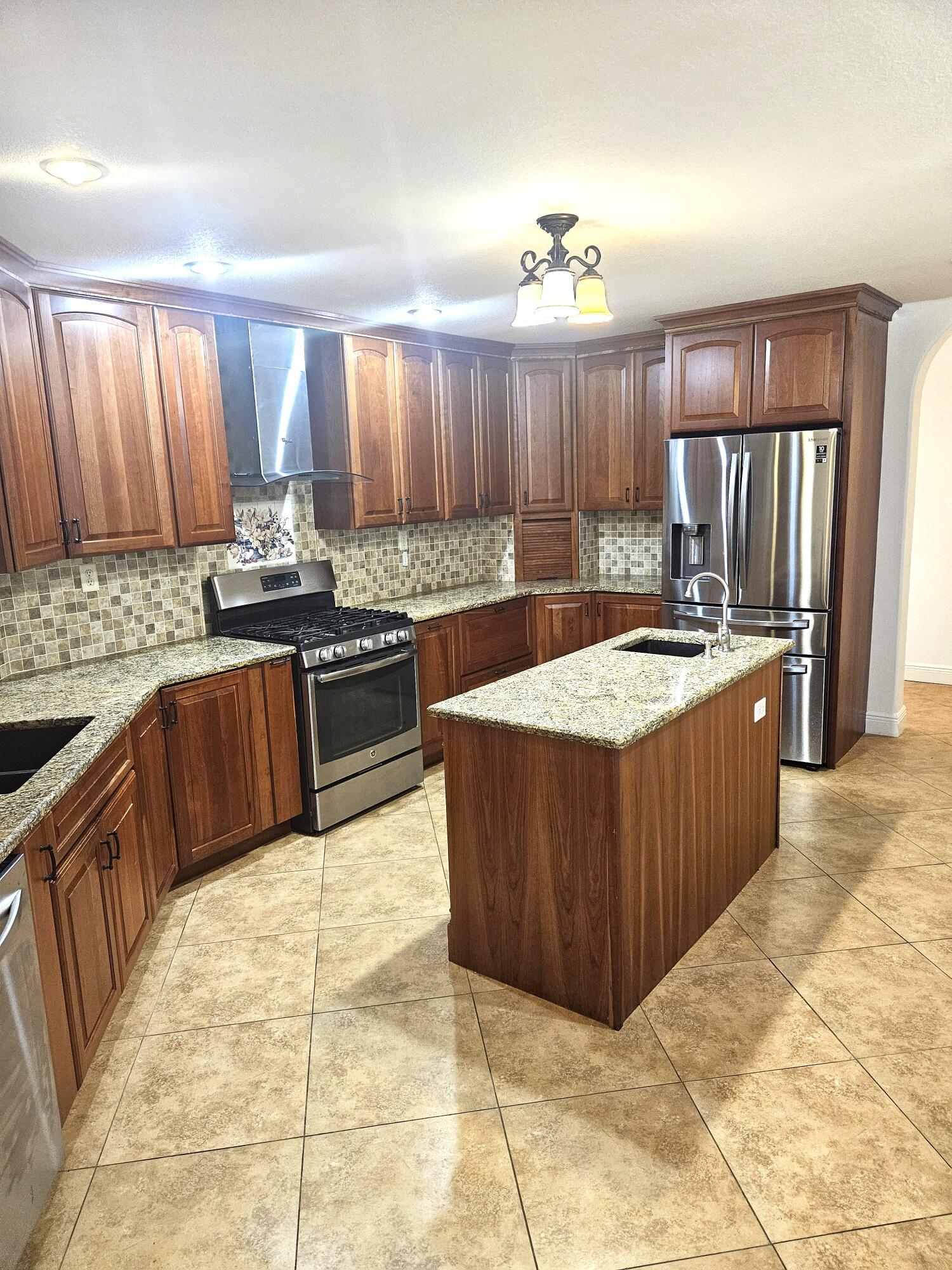 9202 E River Drive Navarre FL 32566