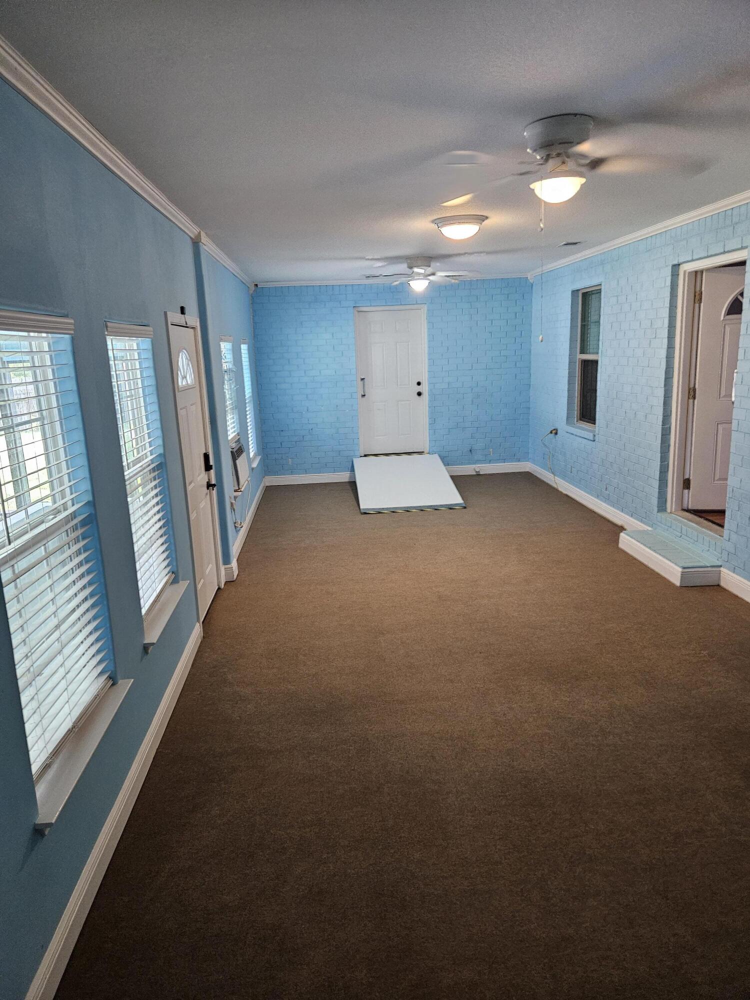 9202 E River Drive Navarre FL 32566
