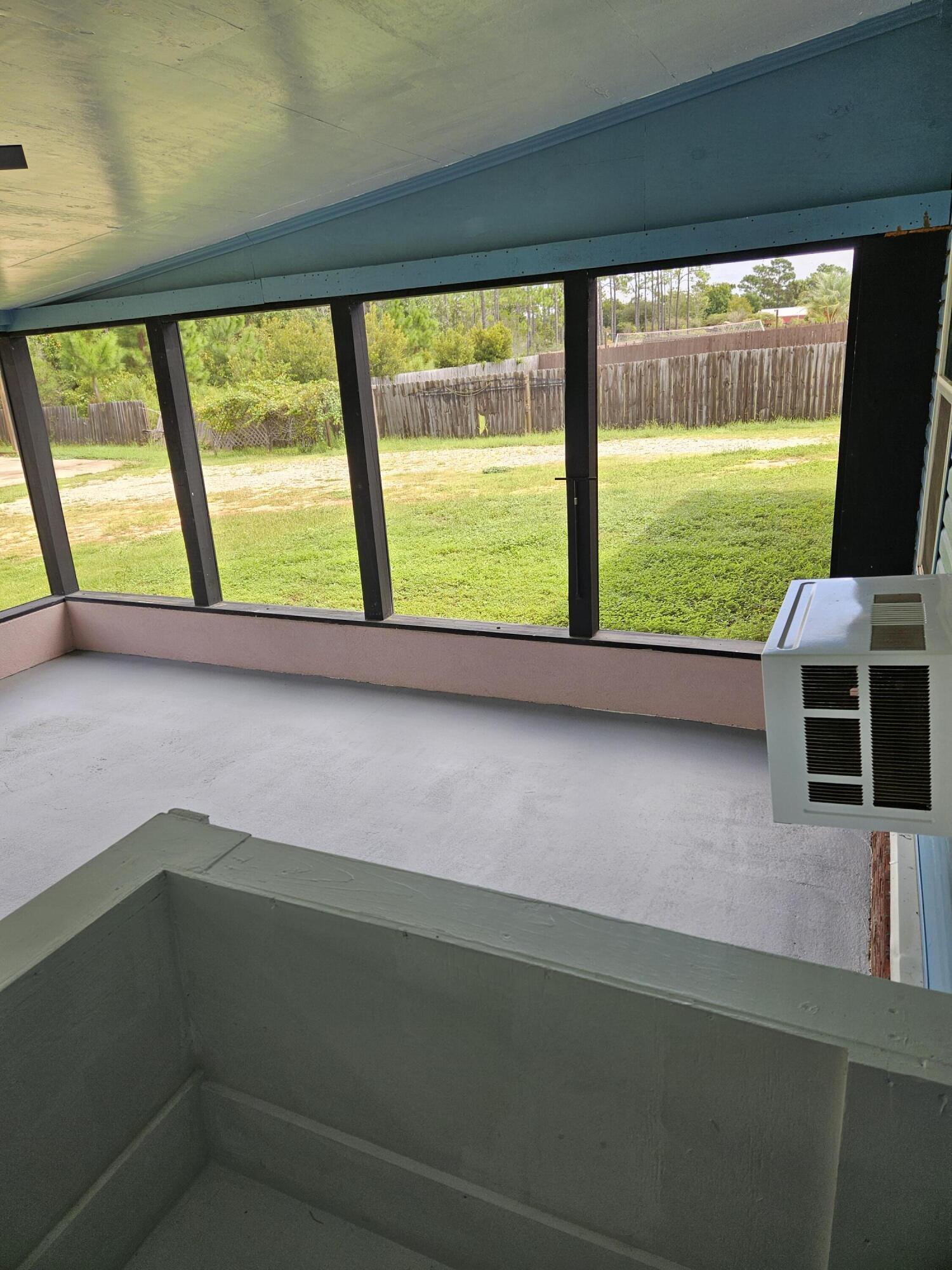 9202 E River Drive Navarre FL 32566