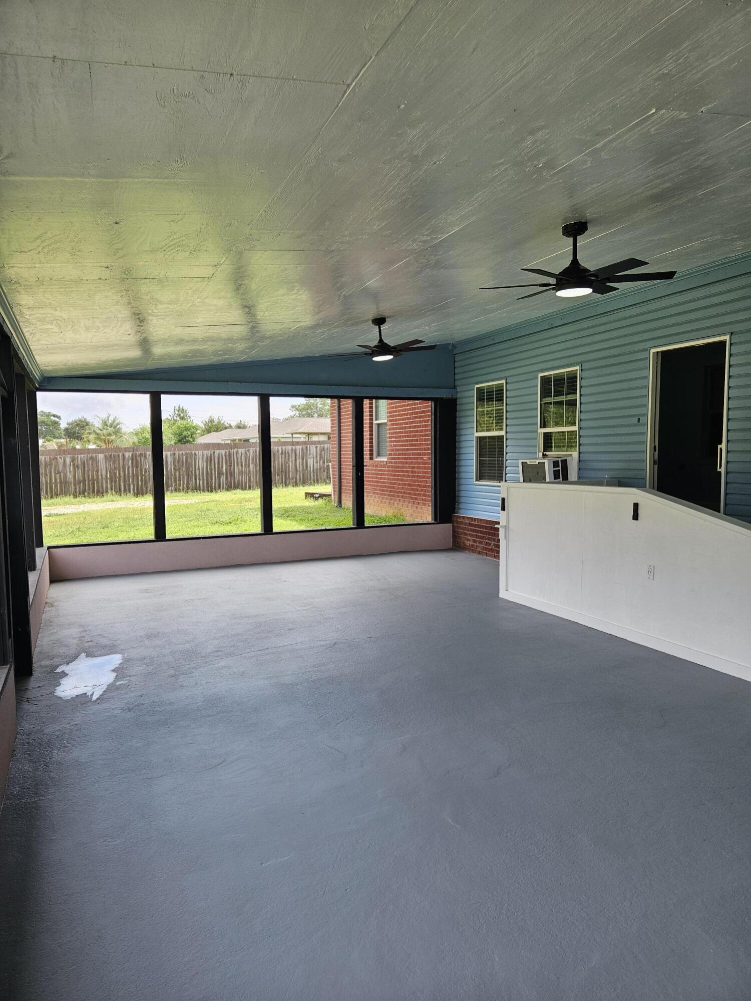 9202 E River Drive Navarre FL 32566