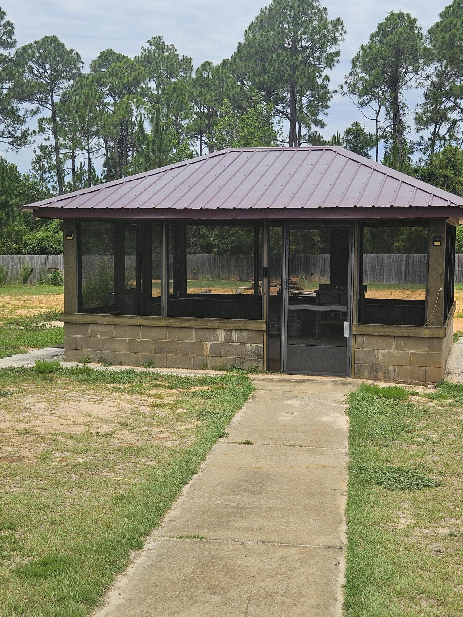 9202 E River Drive Navarre FL 32566