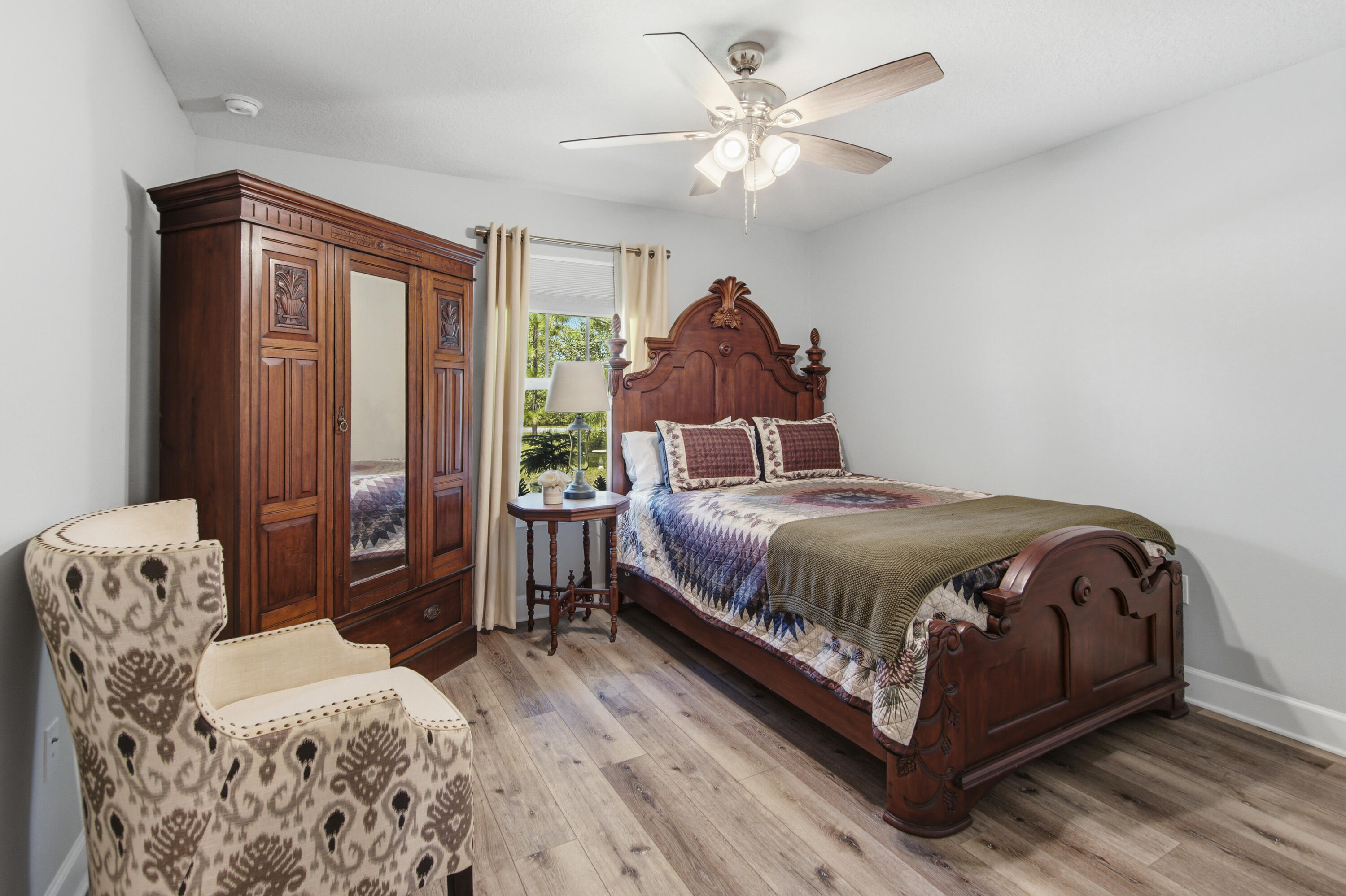 1092 Ten Lake Drive Defuniak Springs FL 32433