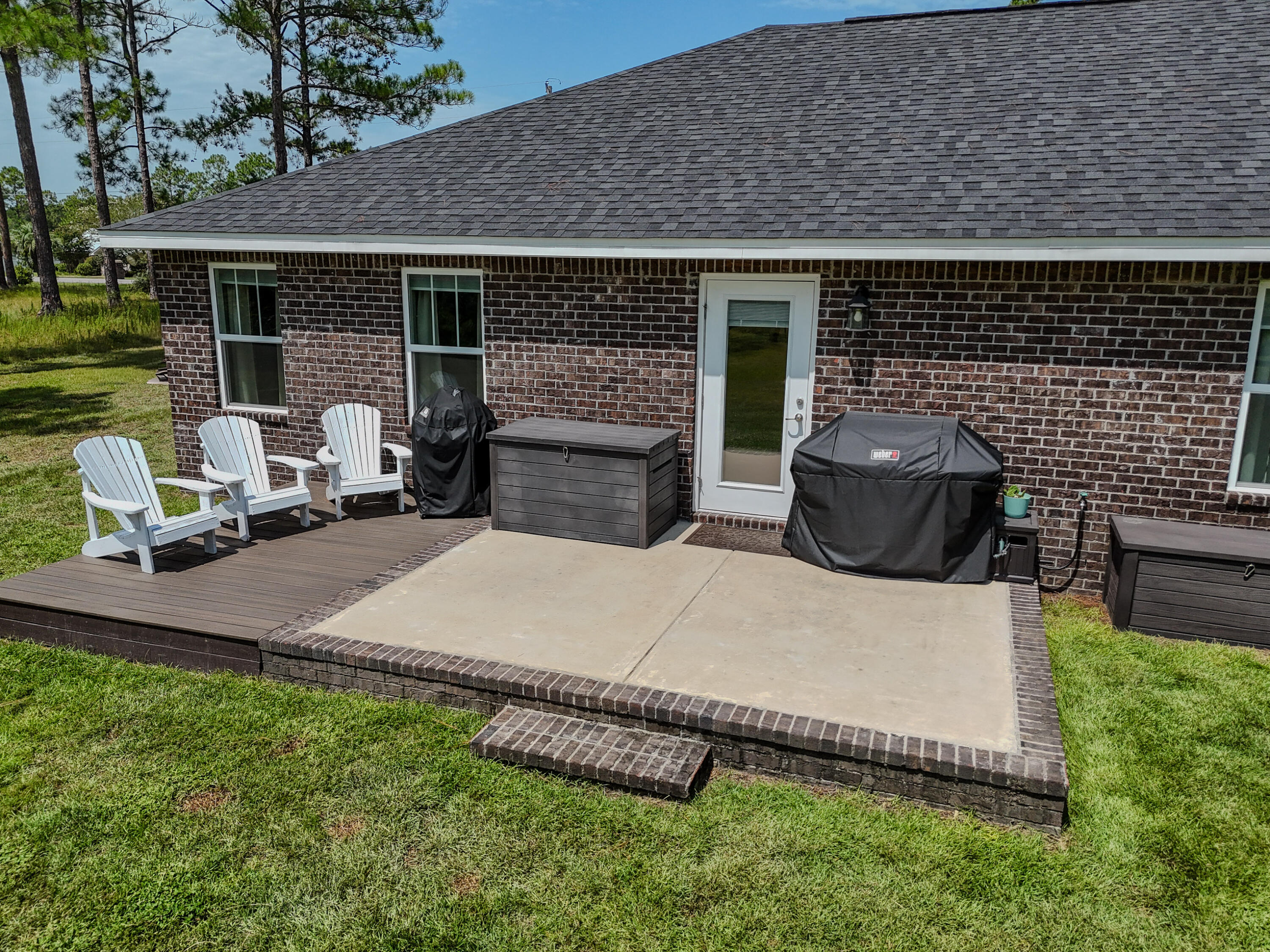 1092 Ten Lake Drive Defuniak Springs FL 32433