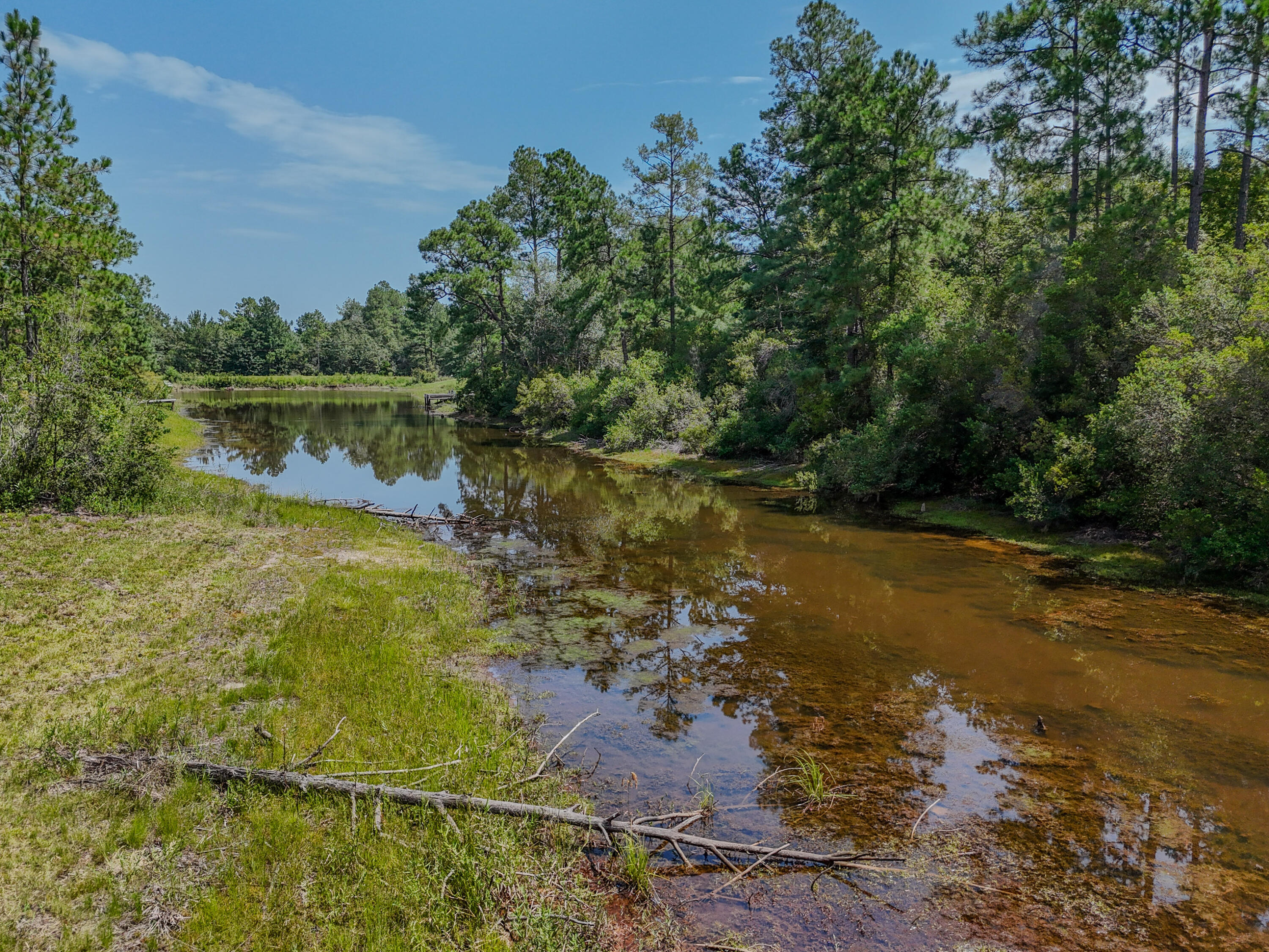 1092 Ten Lake Drive Defuniak Springs FL 32433