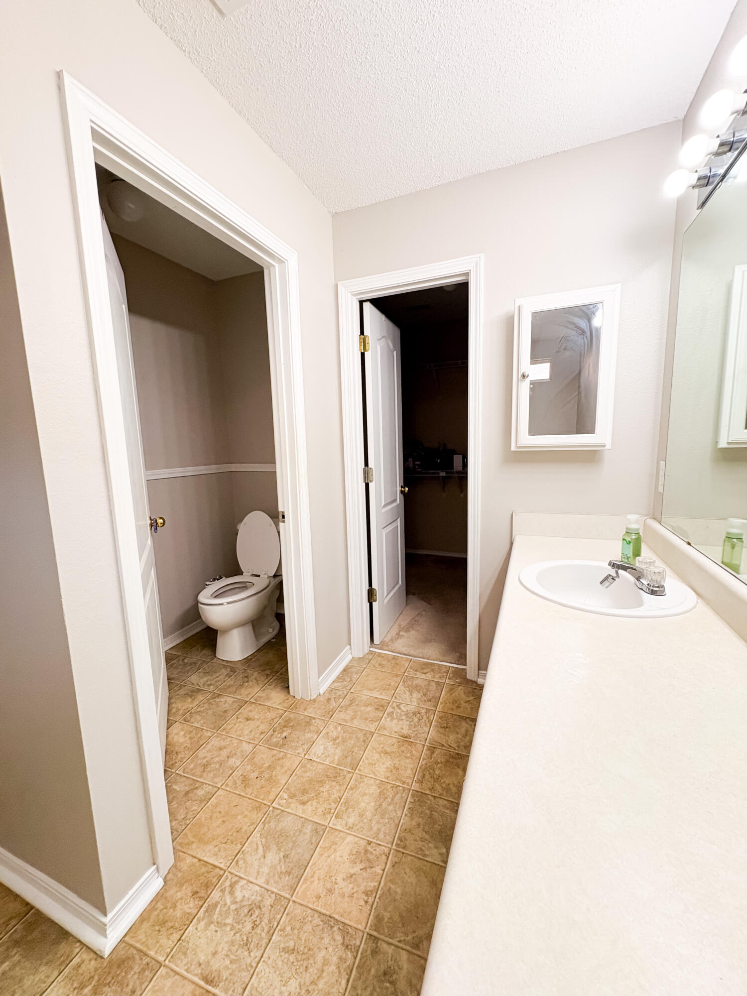 8224 Lode Star Avenue Pensacola FL 32503