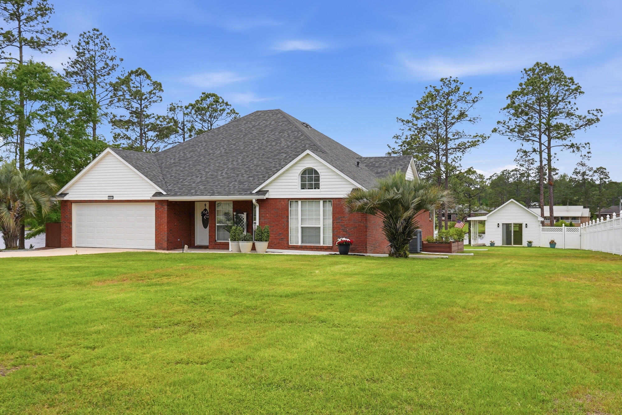 1025 Ten Lake Drive Defuniak Springs FL 32433