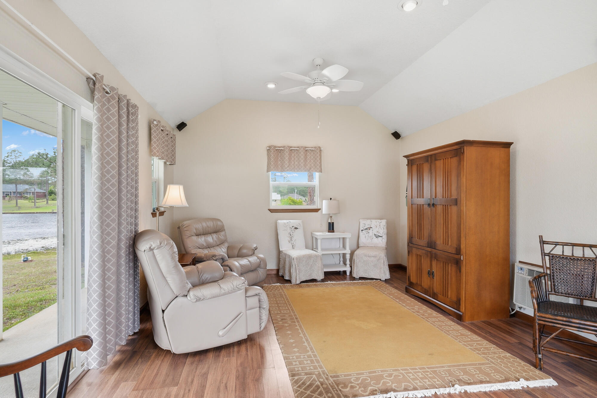 1025 Ten Lake Drive Defuniak Springs FL 32433