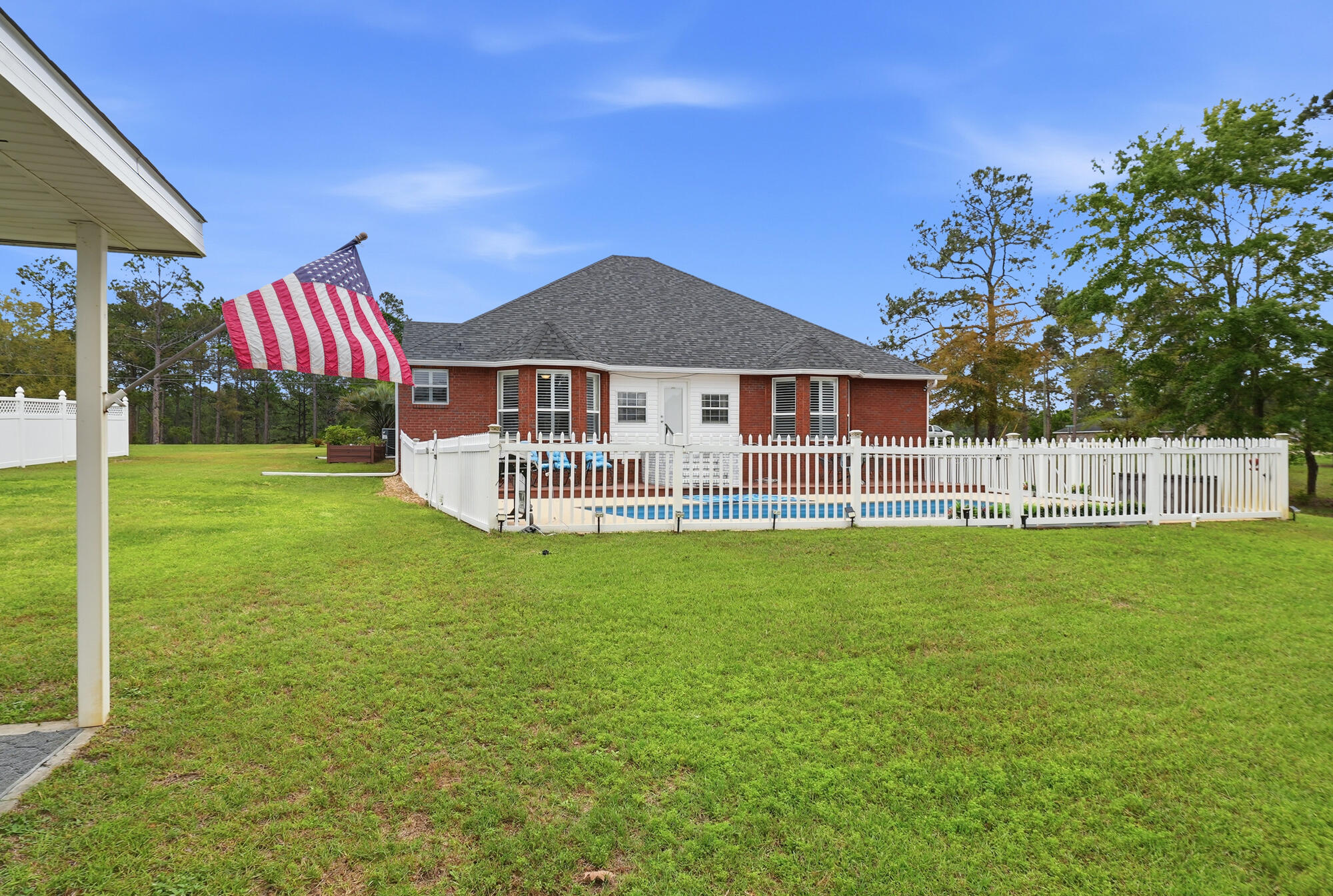 1025 Ten Lake Drive Defuniak Springs FL 32433