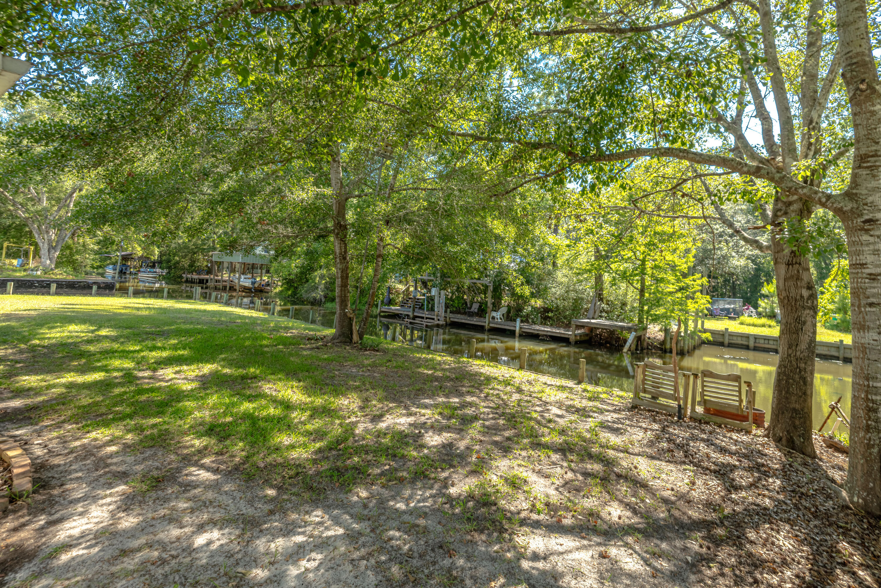 151 Swamp Haven Road Vernon FL 32462