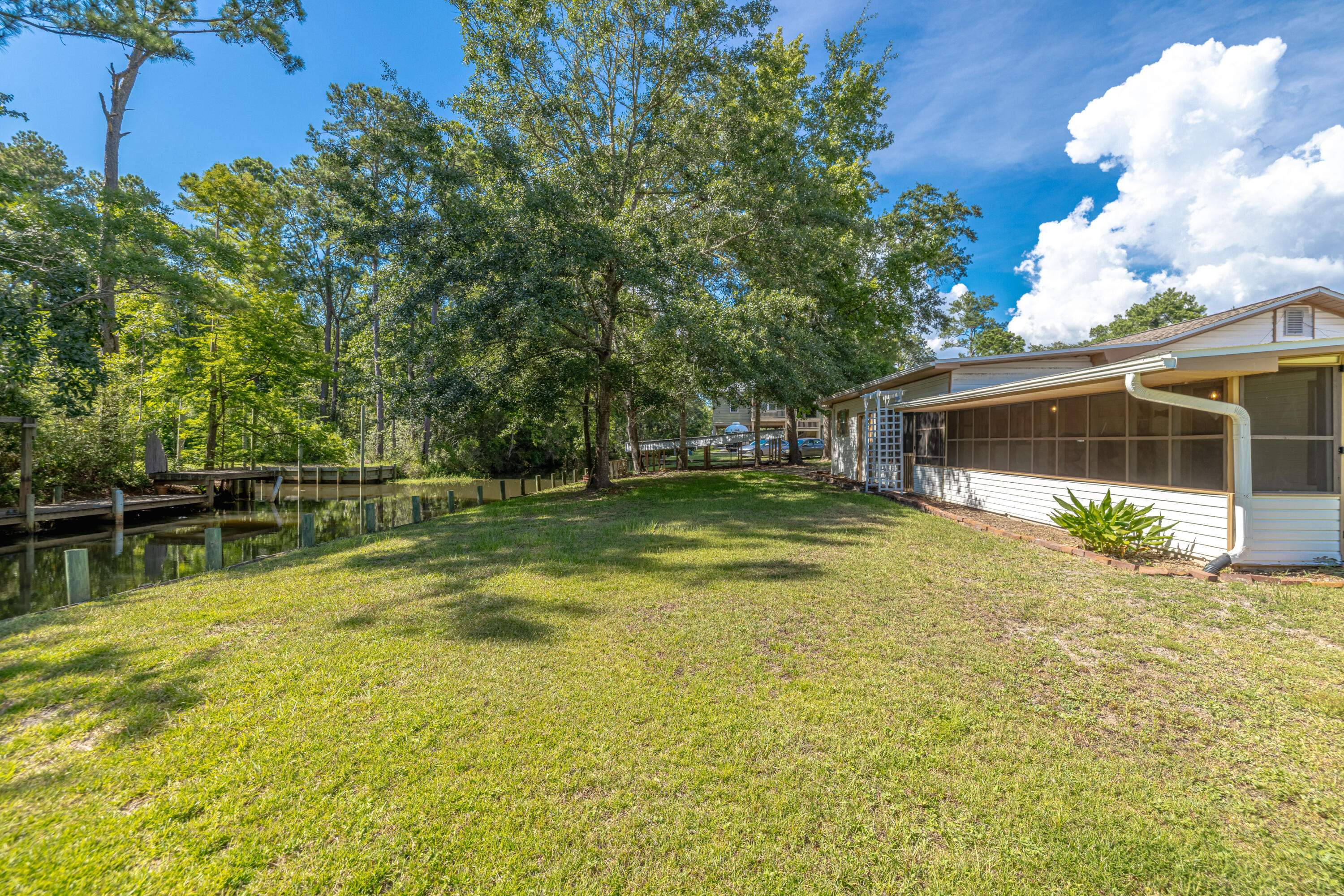 151 Swamp Haven Road Vernon FL 32462