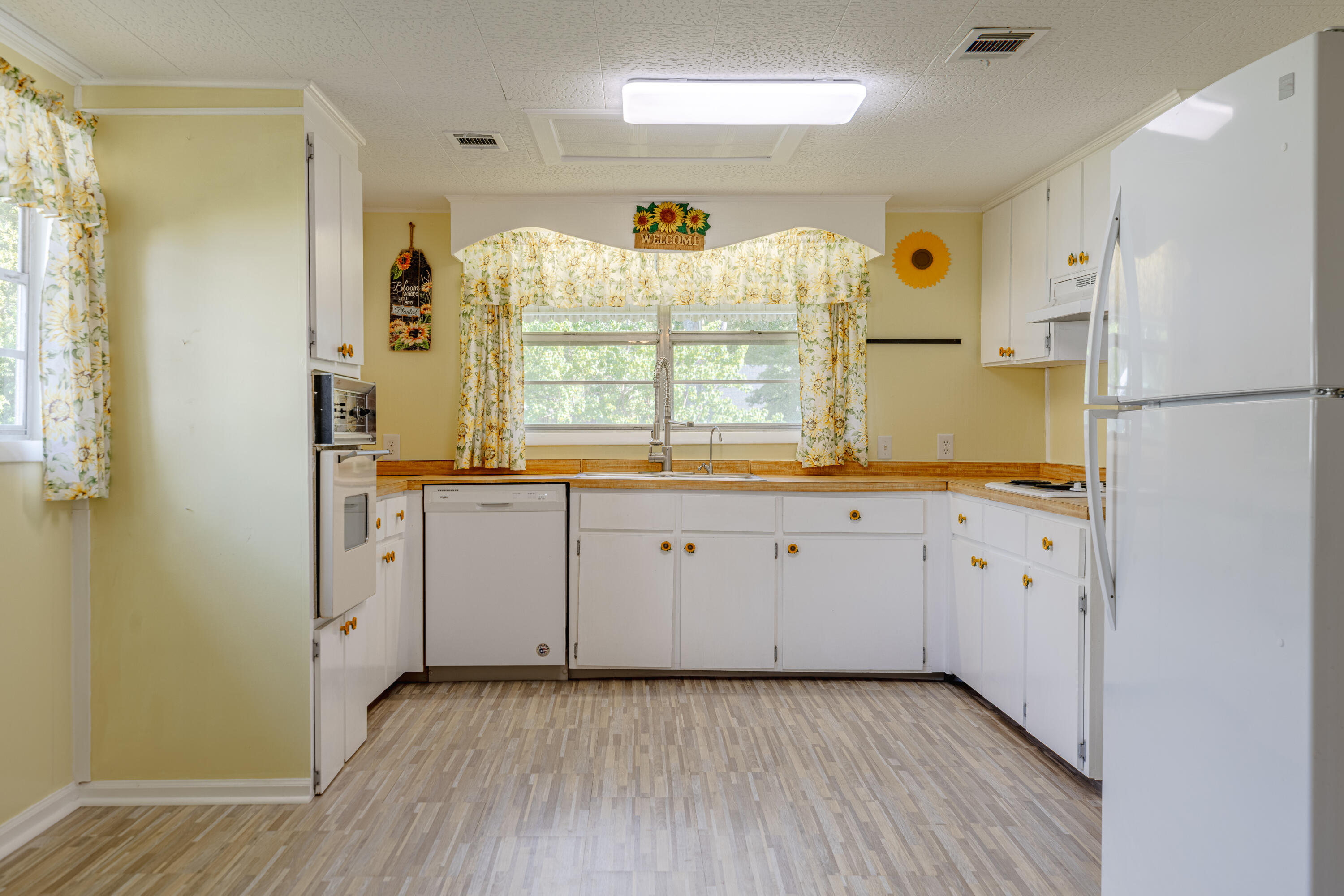 151 Swamp Haven Road Vernon FL 32462