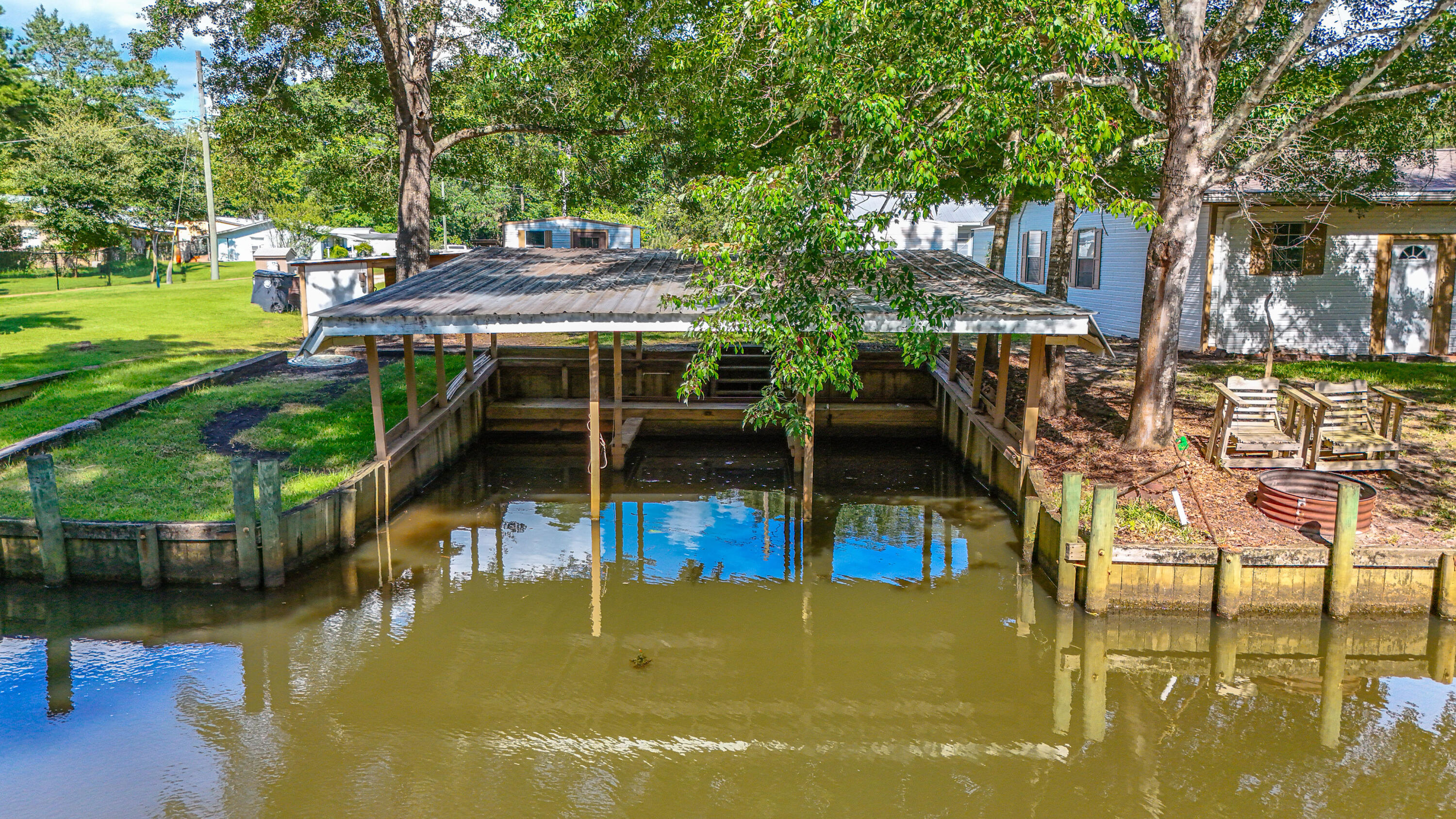 151 Swamp Haven Road Vernon FL 32462