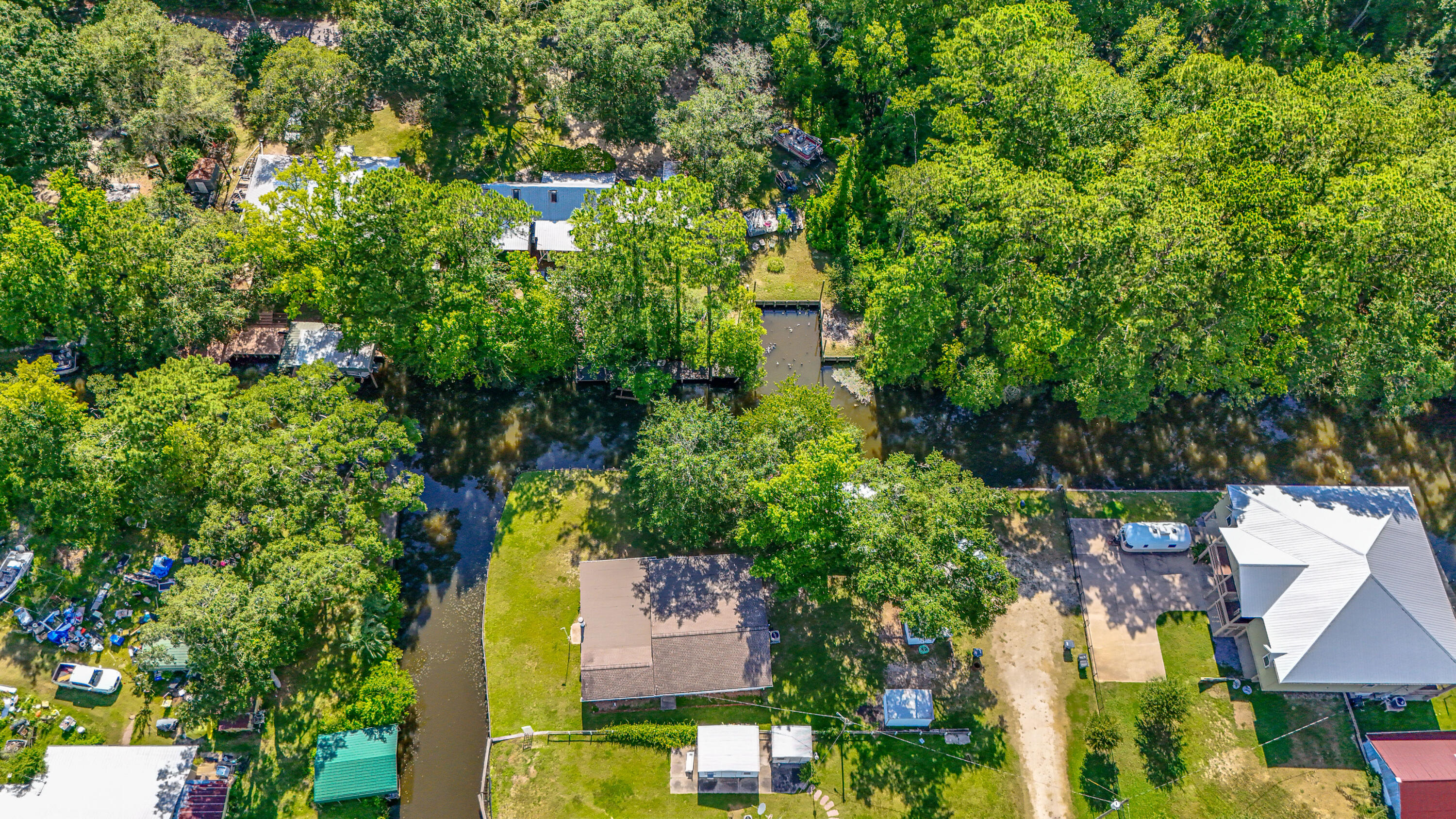 151 Swamp Haven Road Vernon FL 32462