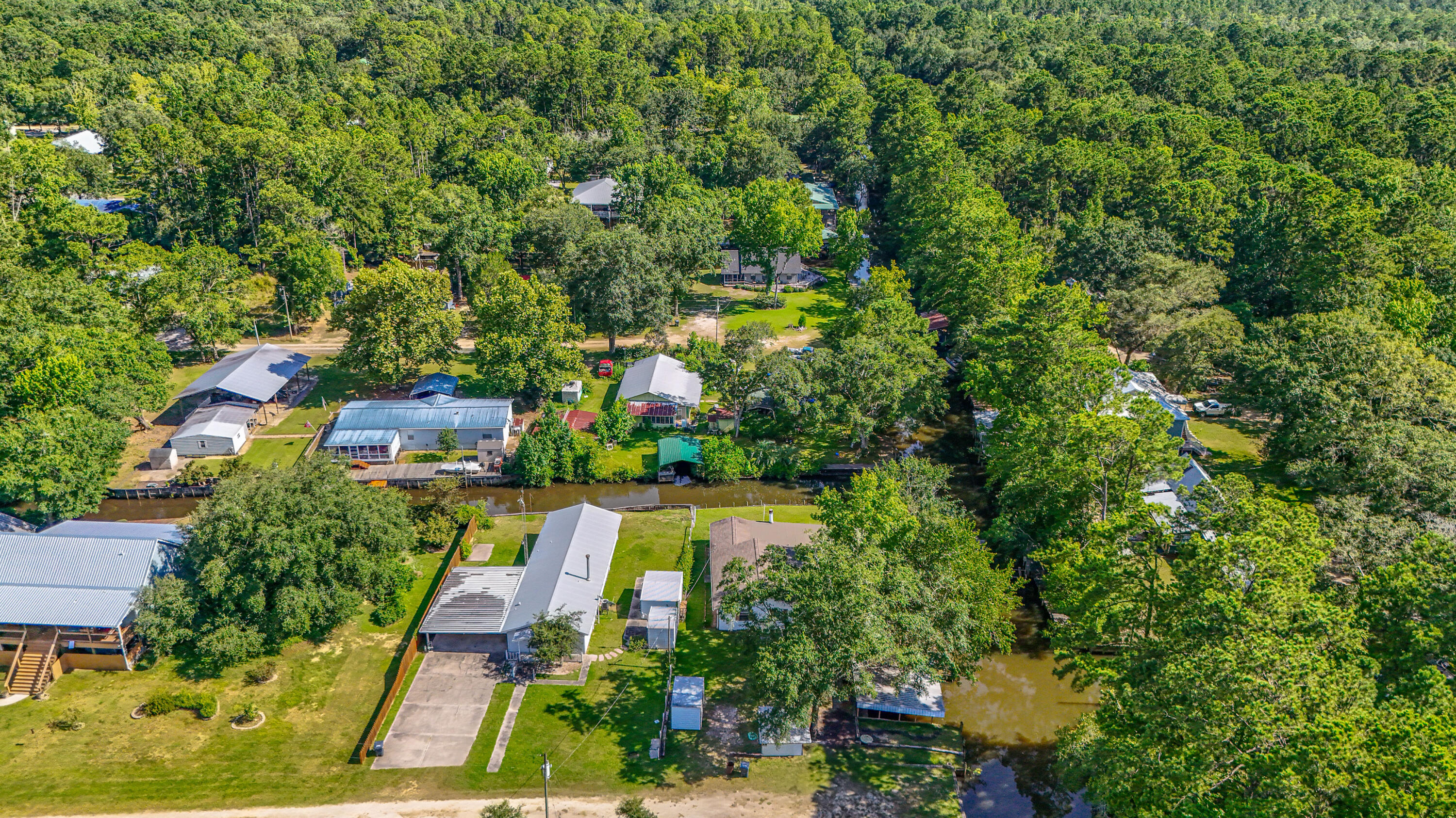 151 Swamp Haven Road Vernon FL 32462