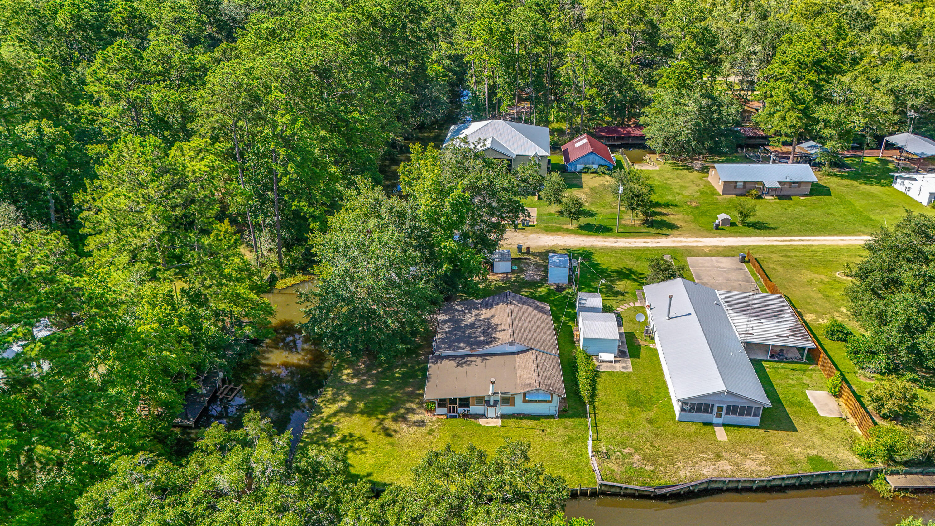 151 Swamp Haven Road Vernon FL 32462