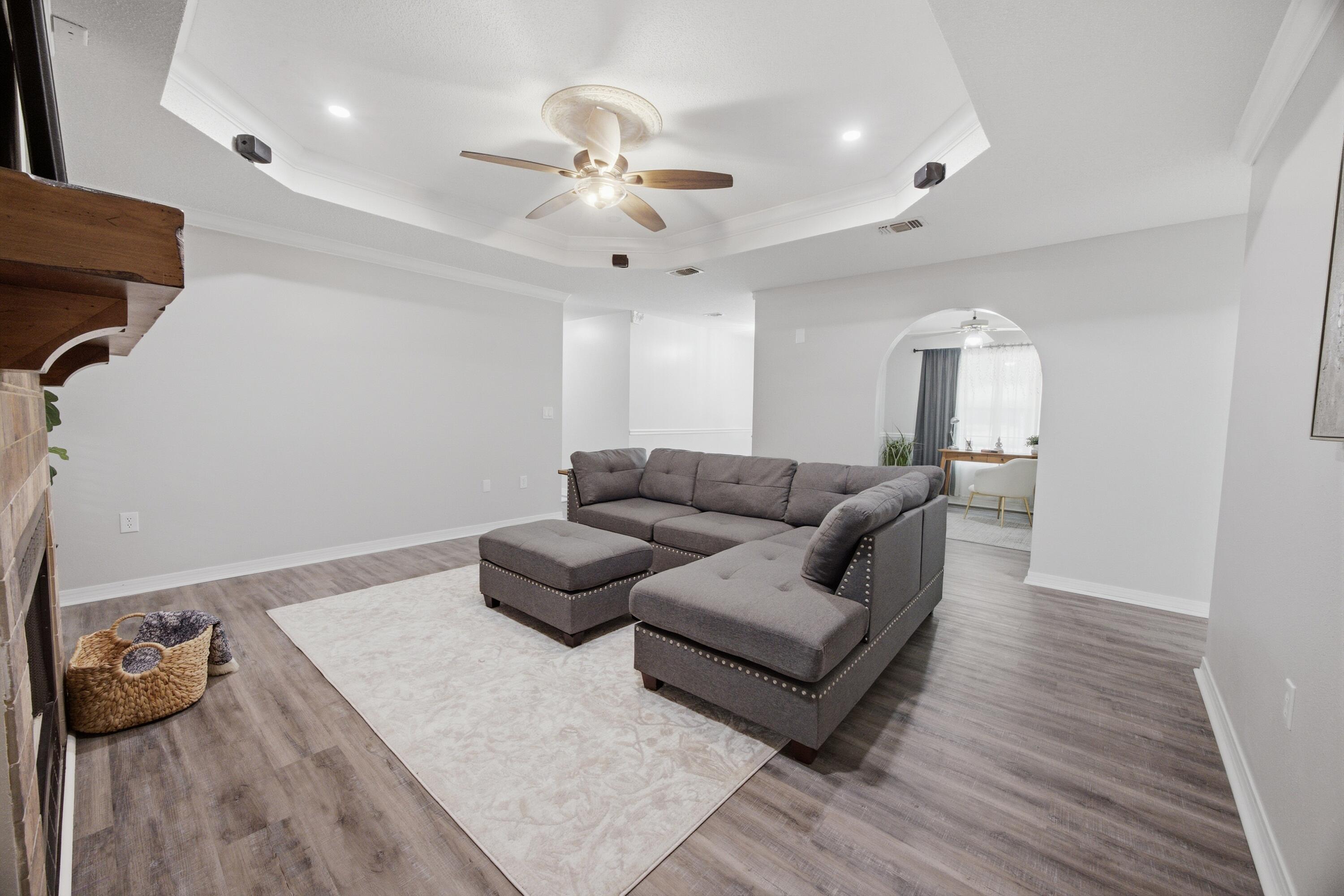 111 Arapaho Trail Crestview FL 32536