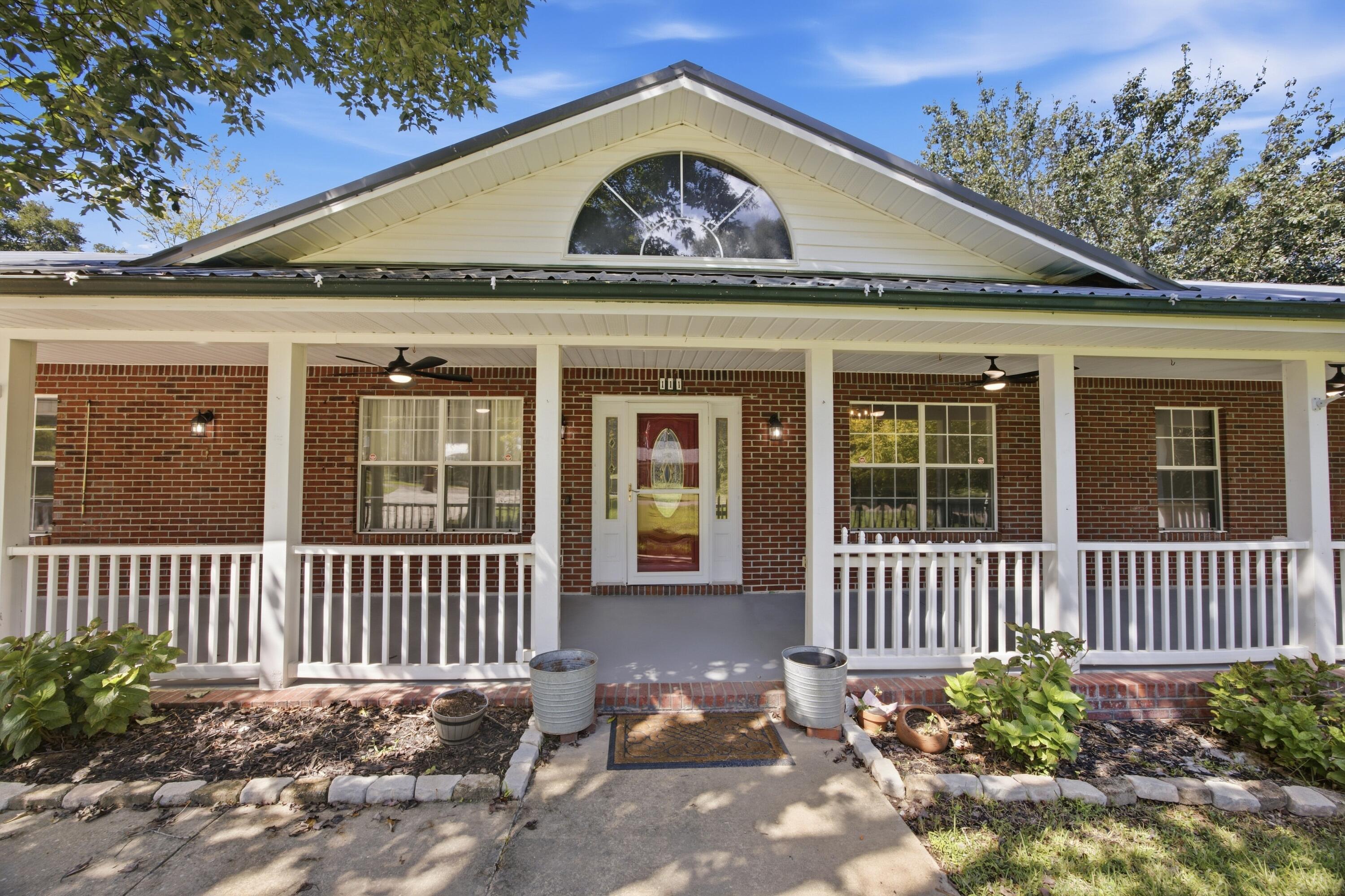 111 Arapaho Trail Crestview FL 32536