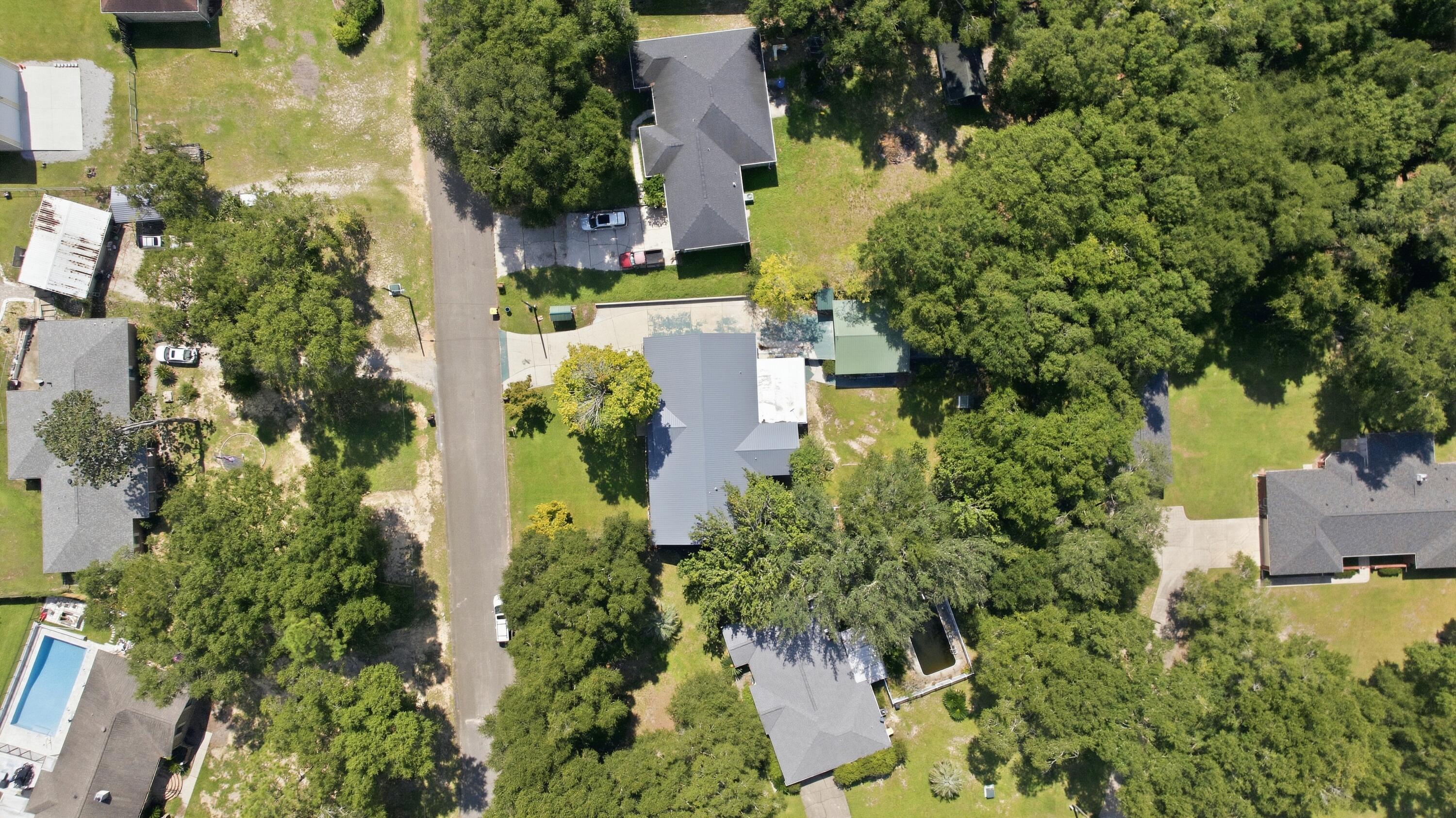 111 Arapaho Trail Crestview FL 32536