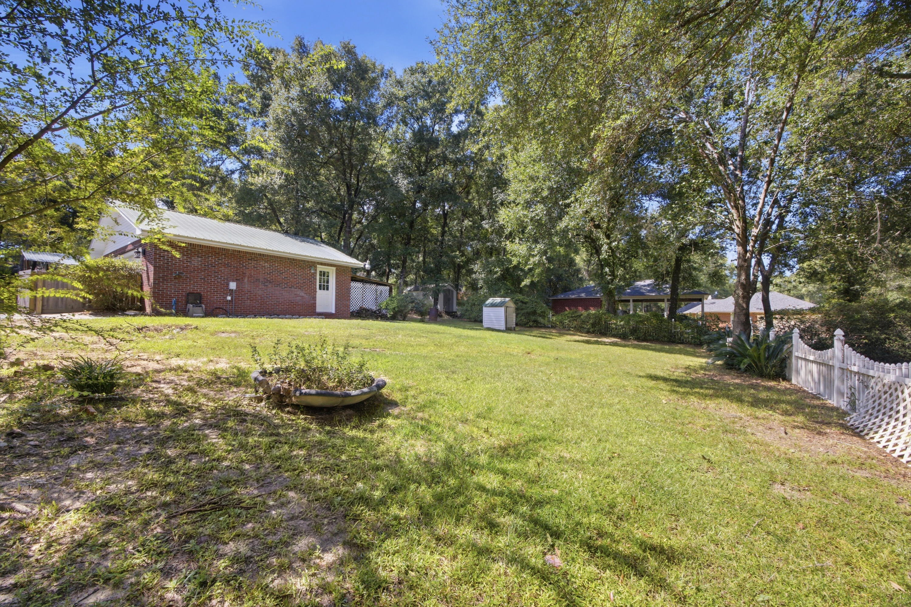 111 Arapaho Trail Crestview FL 32536