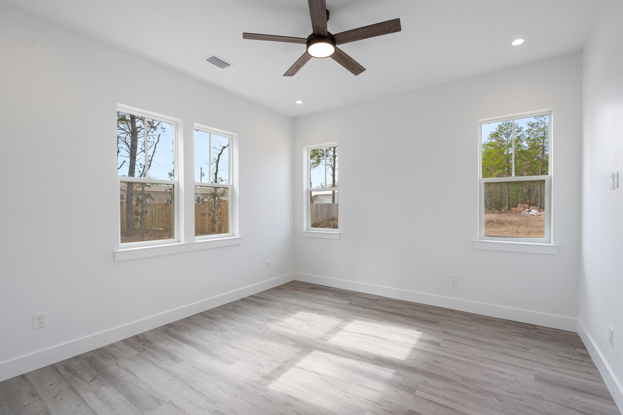 480 Arbour Street Defuniak Springs FL 32433