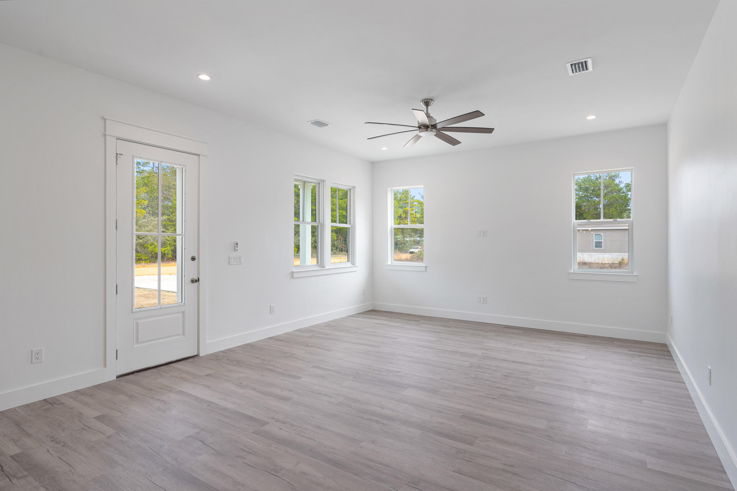 480 Arbour Street Defuniak Springs FL 32433