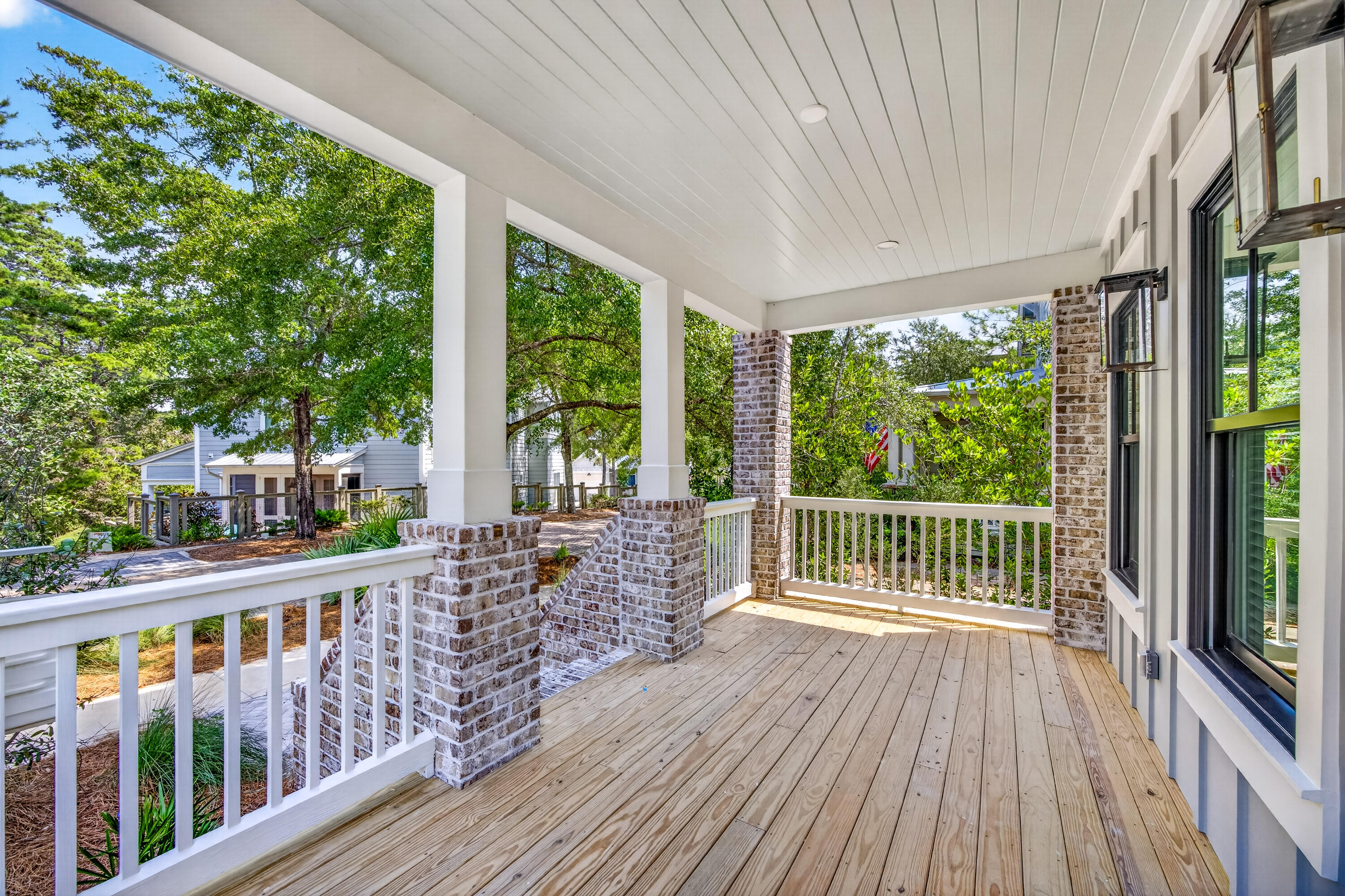 18 E Okeechobee Santa Rosa Beach FL 32459