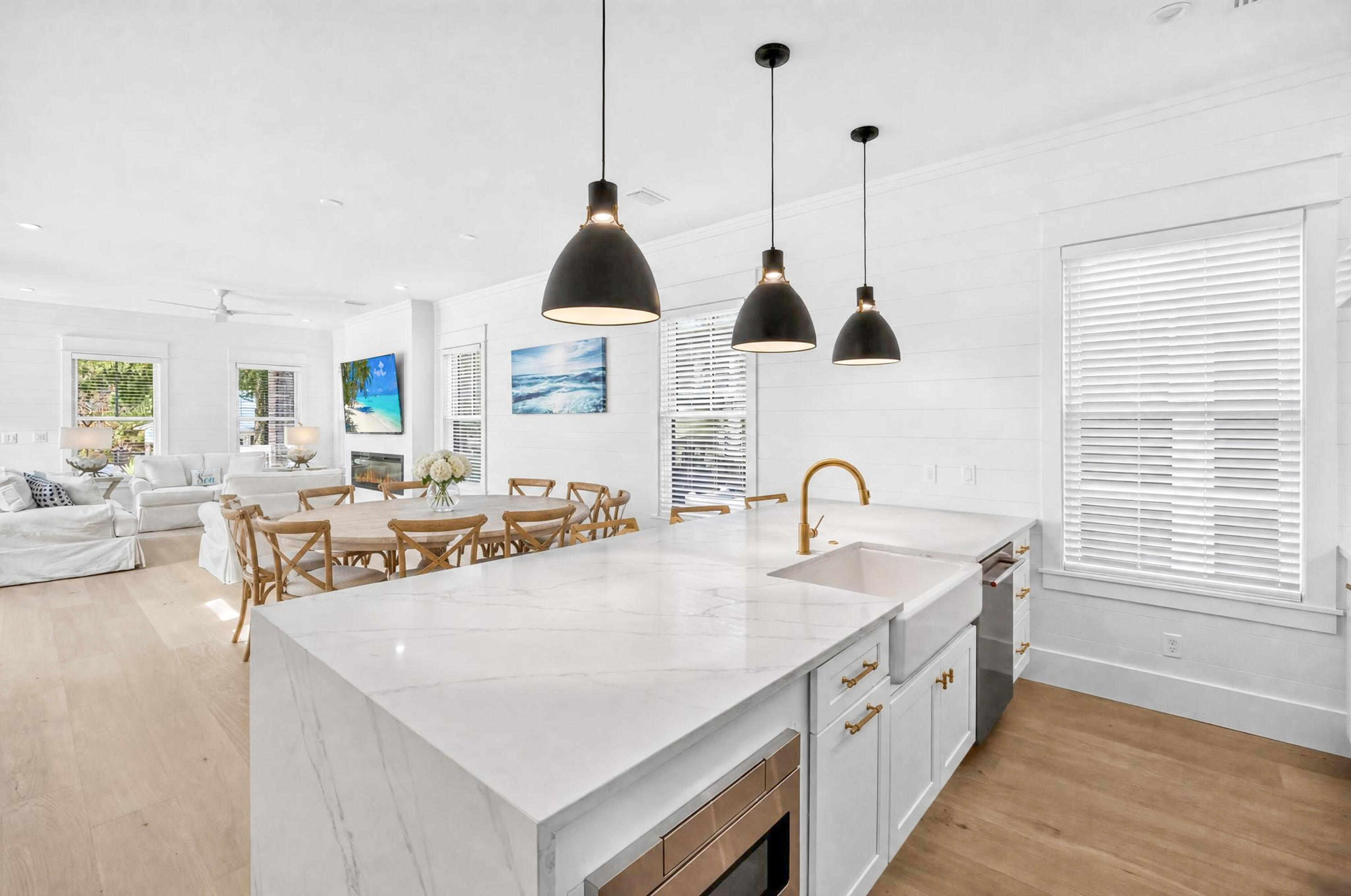 18 E Okeechobee Santa Rosa Beach FL 32459
