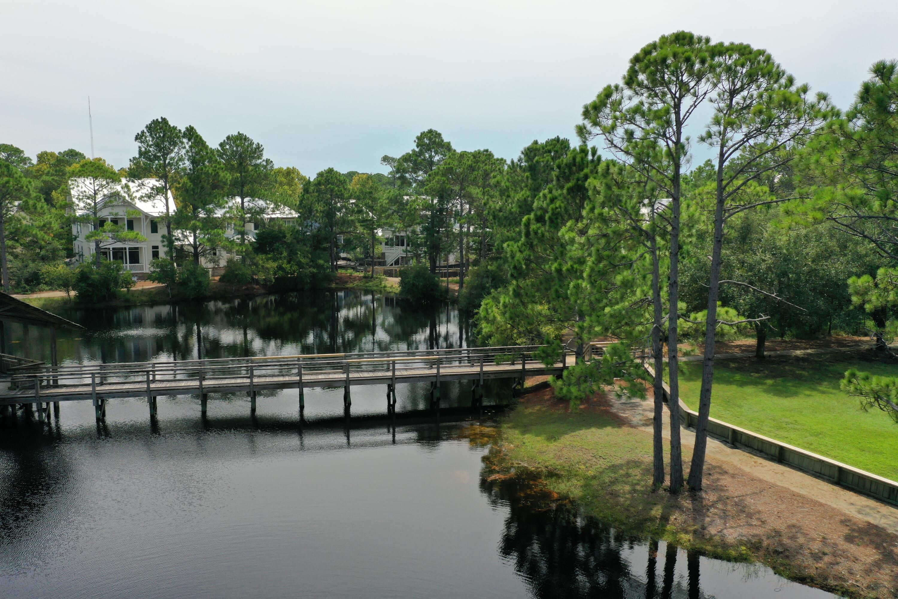 18 E Okeechobee Santa Rosa Beach FL 32459