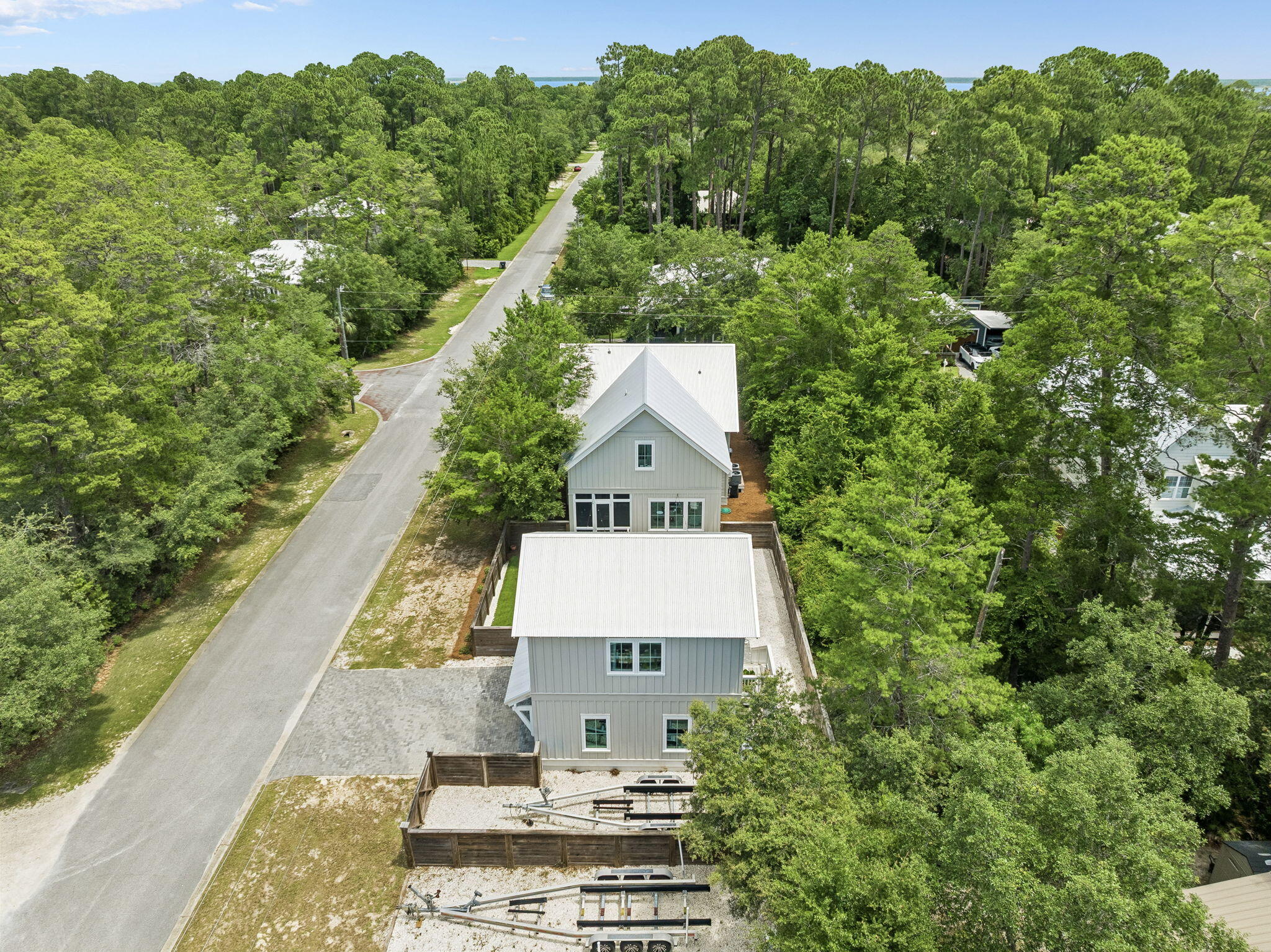 16 Days Lane Point Washington FL 32459