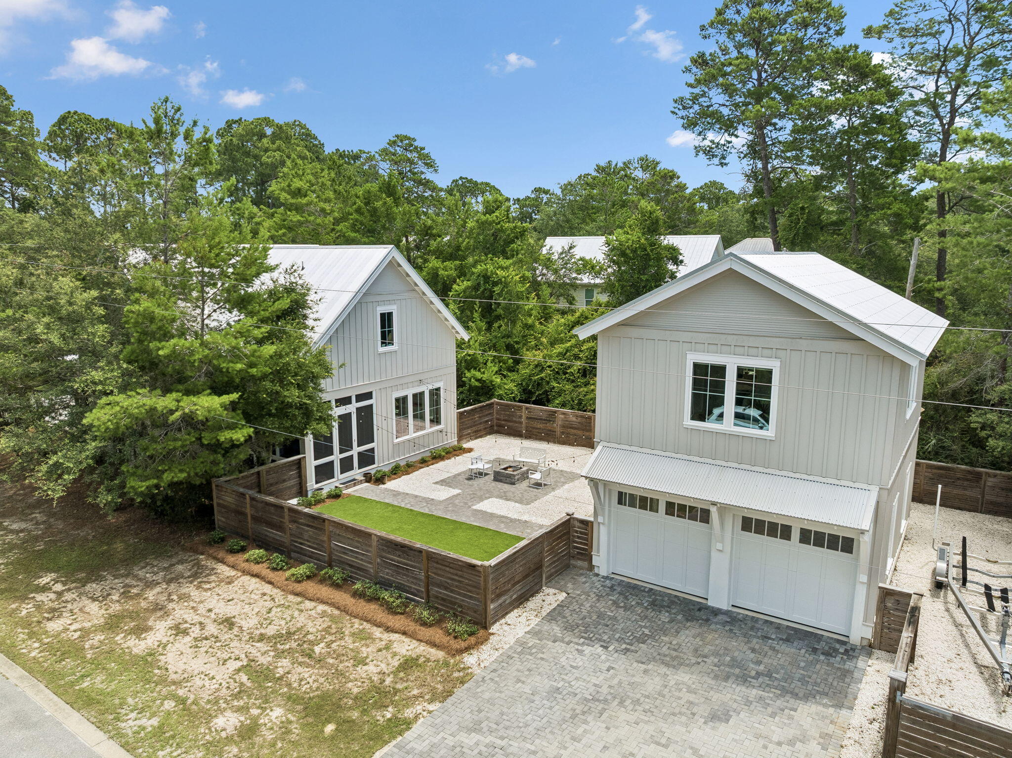 16 Days Lane Point Washington FL 32459