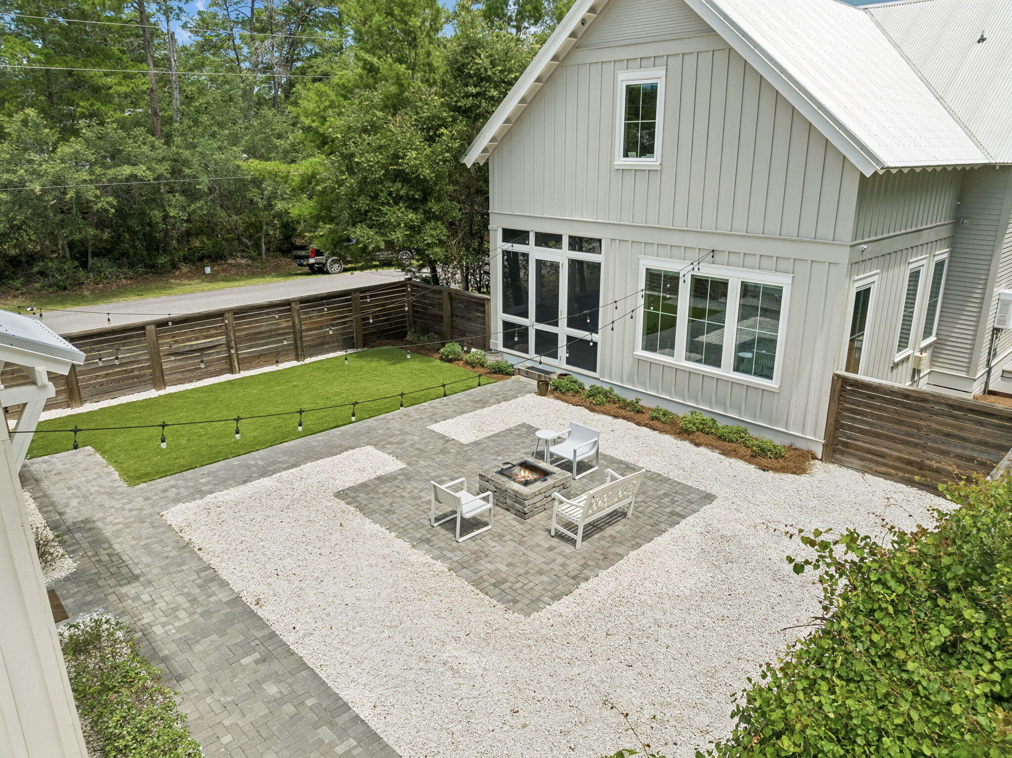 16 Days Lane Point Washington FL 32459