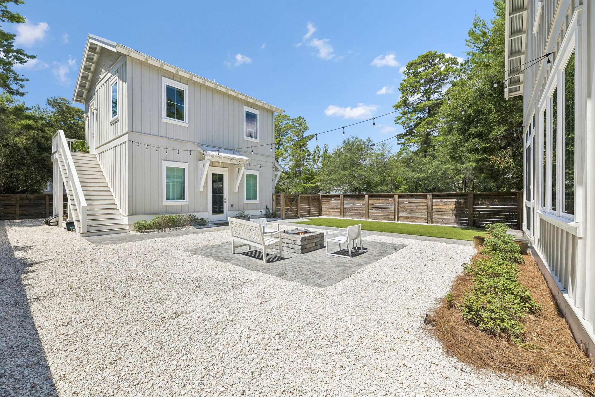 16 Days Lane Point Washington FL 32459