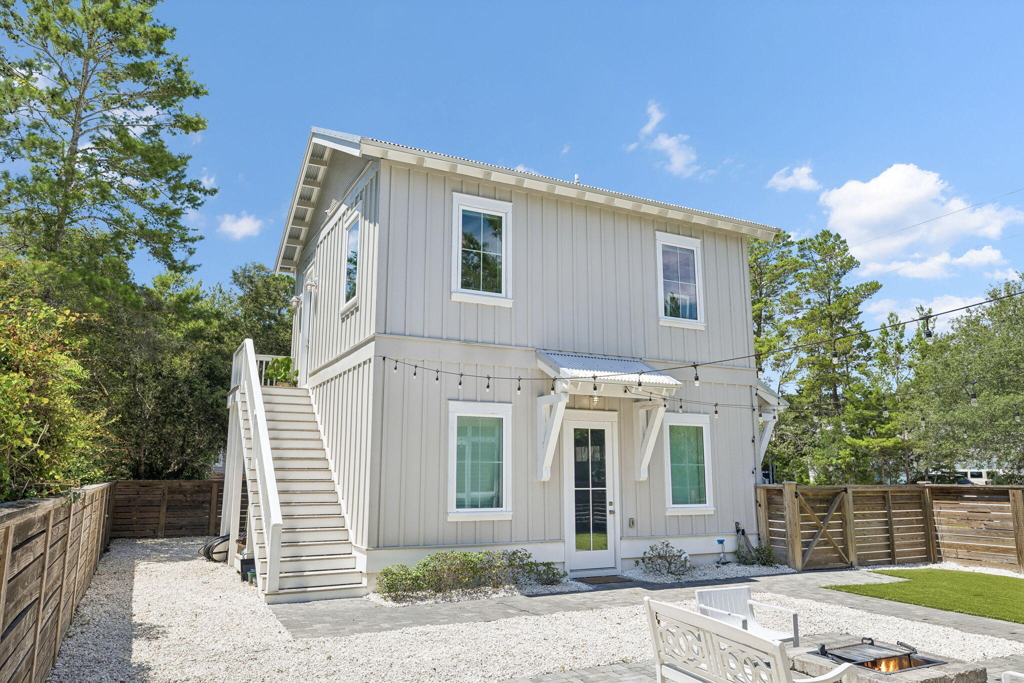 16 Days Lane Point Washington FL 32459