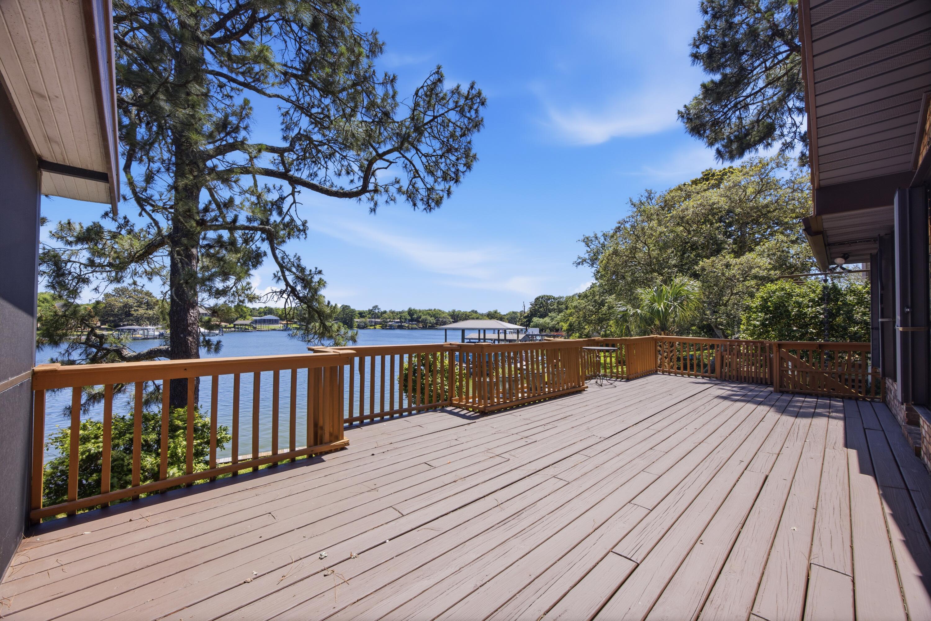 602 Cinco Terrace Lane Fort Walton Beach FL 32547