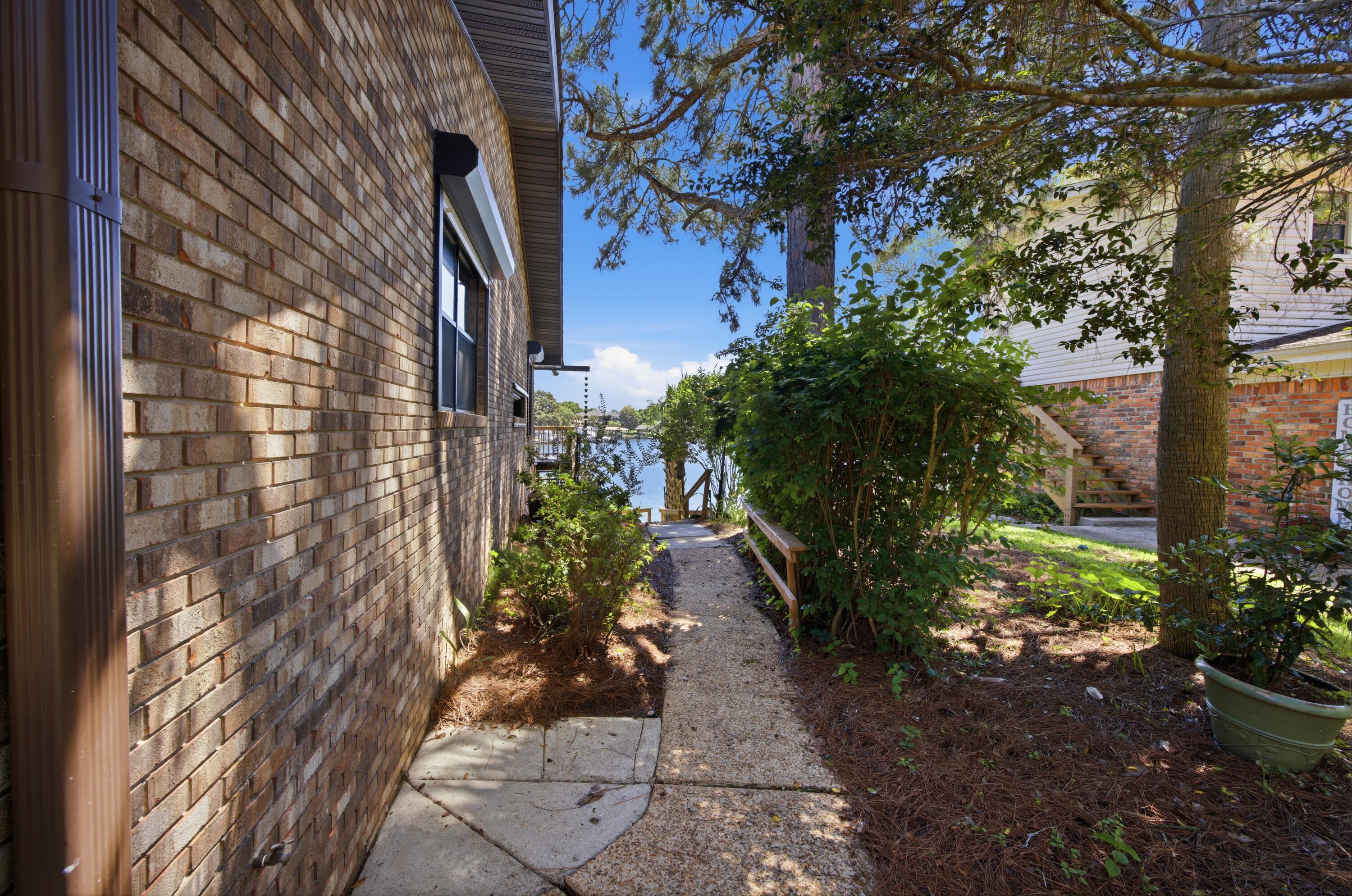 602 Cinco Terrace Lane Fort Walton Beach FL 32547