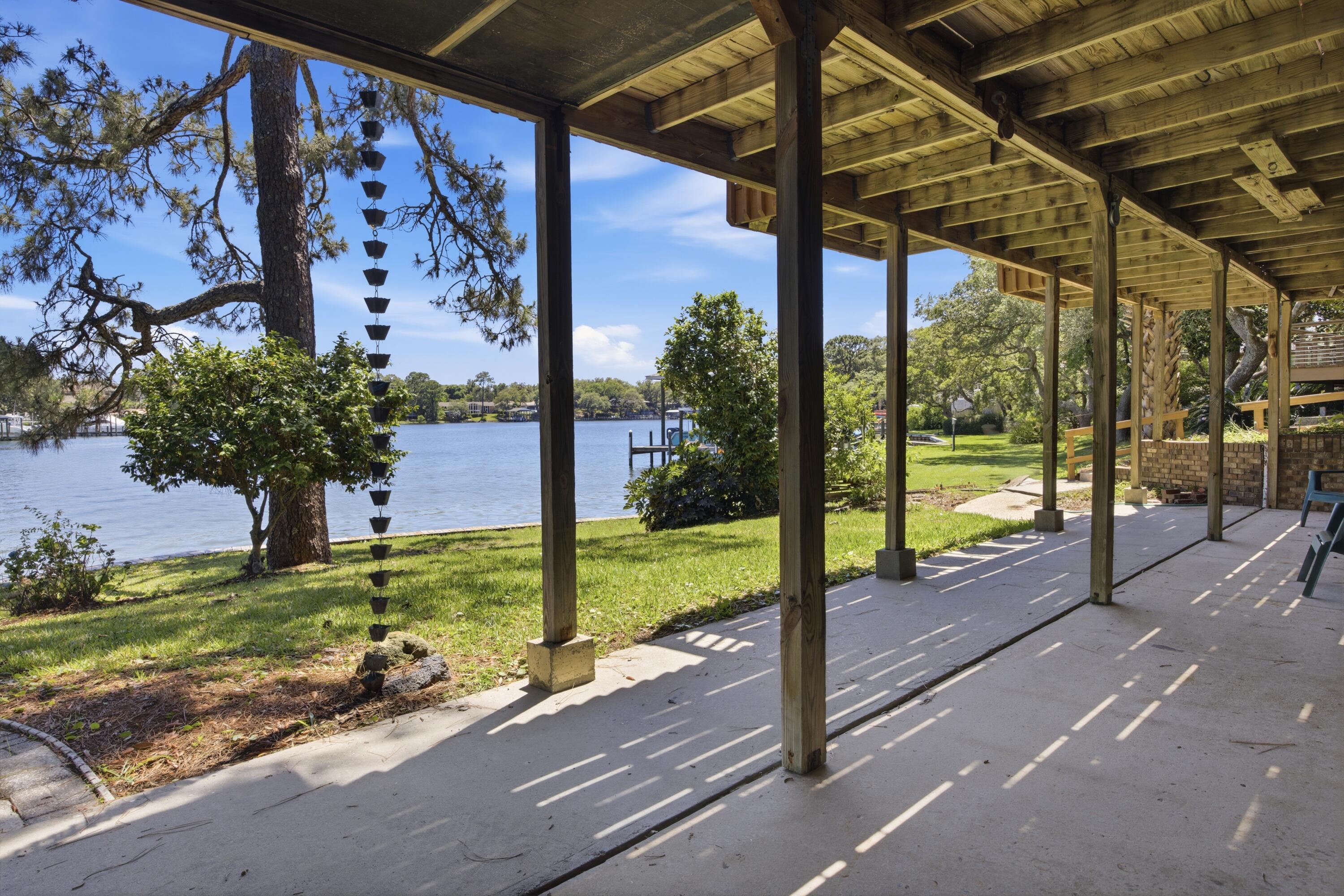 602 Cinco Terrace Lane Fort Walton Beach FL 32547