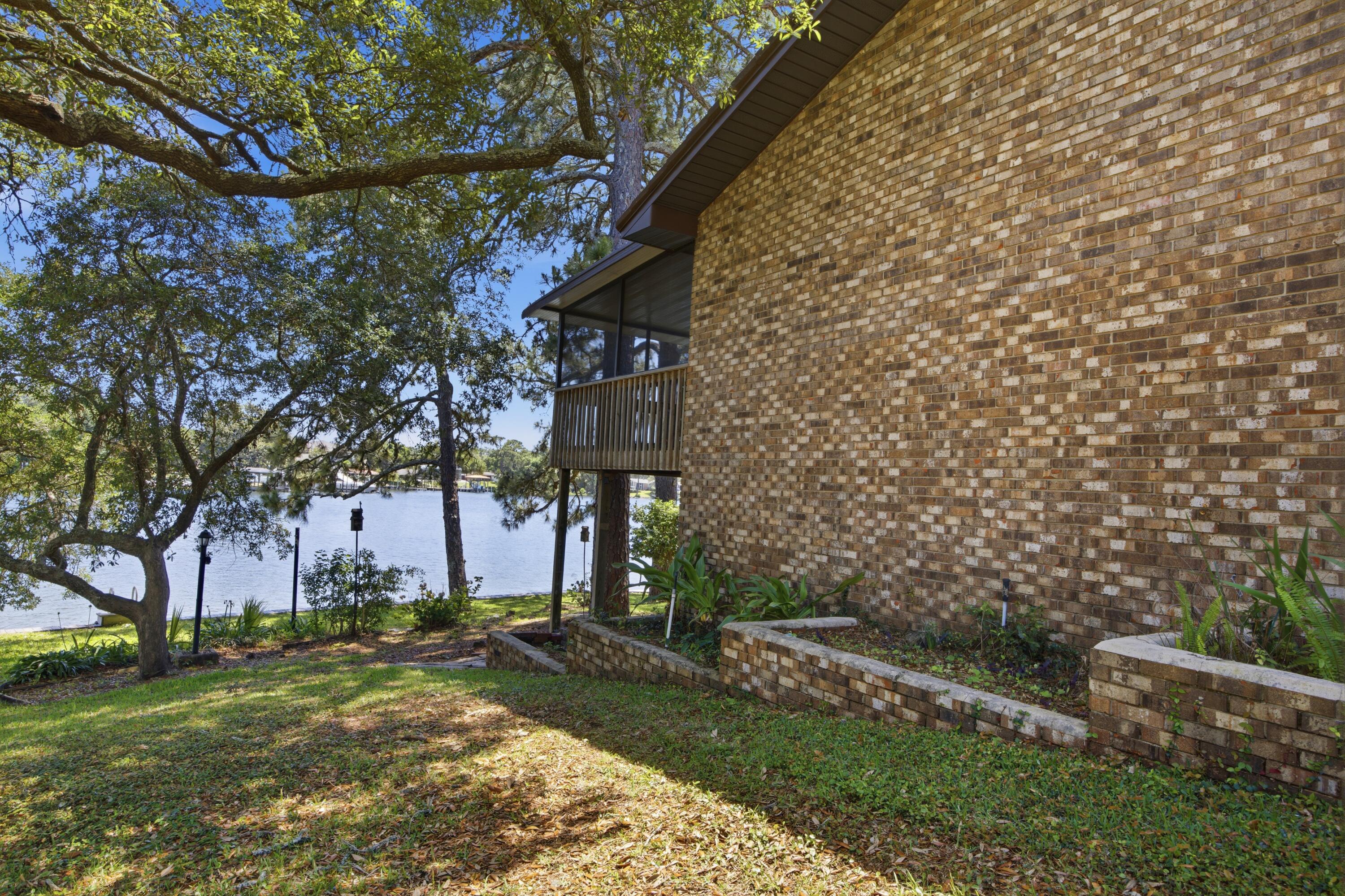602 Cinco Terrace Lane Fort Walton Beach FL 32547