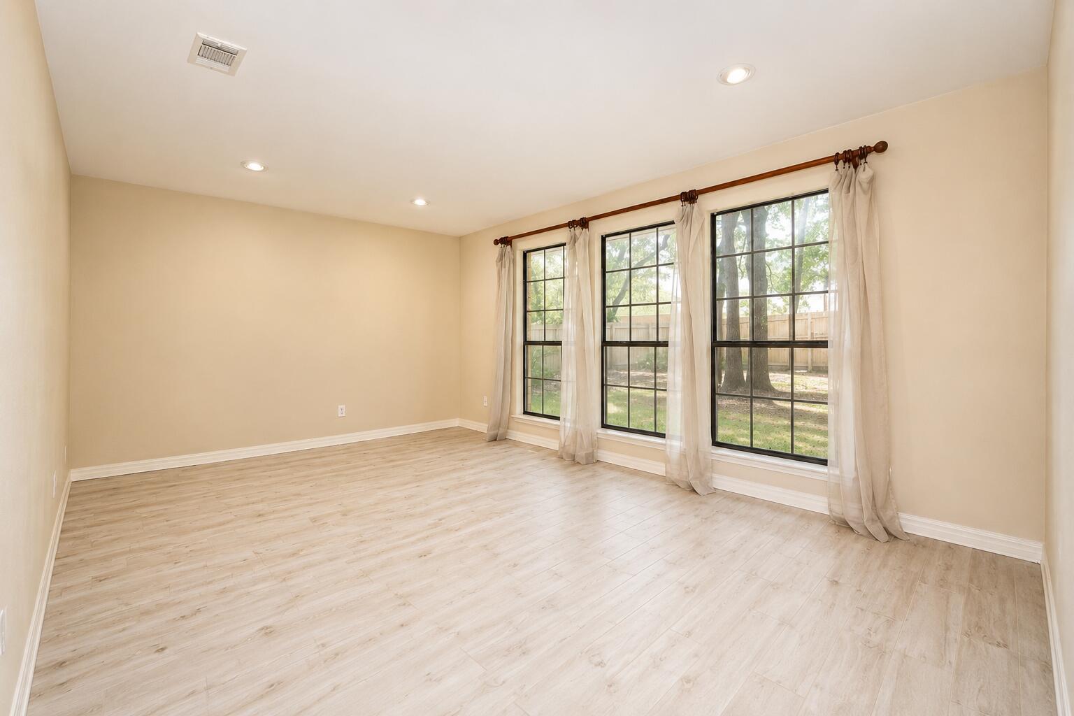 1695 Parkside Circle Niceville FL 32578