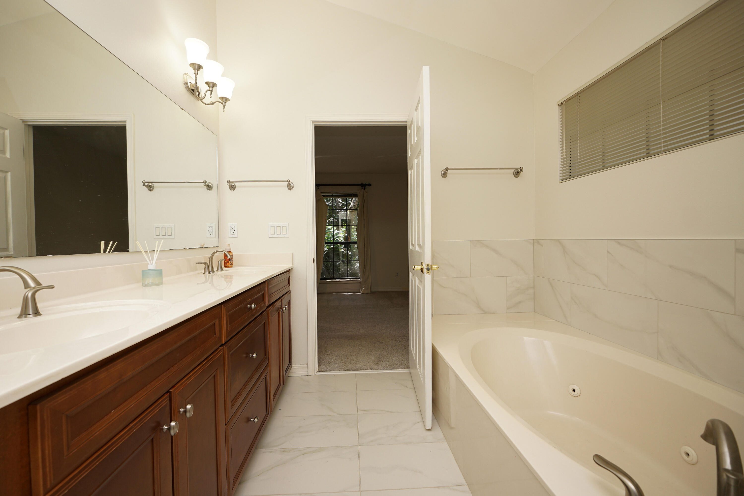 1695 Parkside Circle Niceville FL 32578