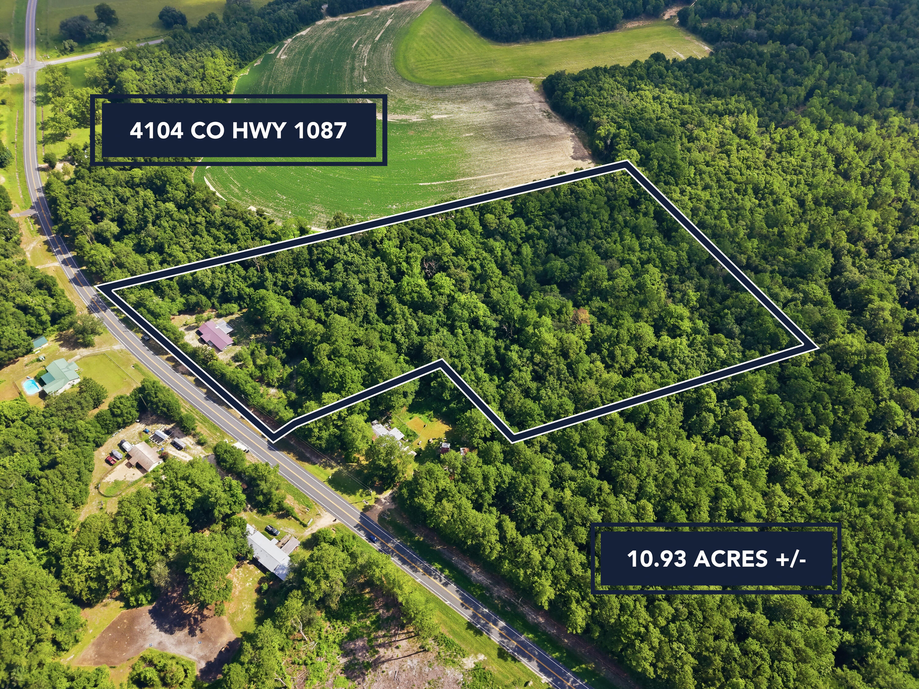 4104 County Highway 1087 Defuniak Springs FL 32433