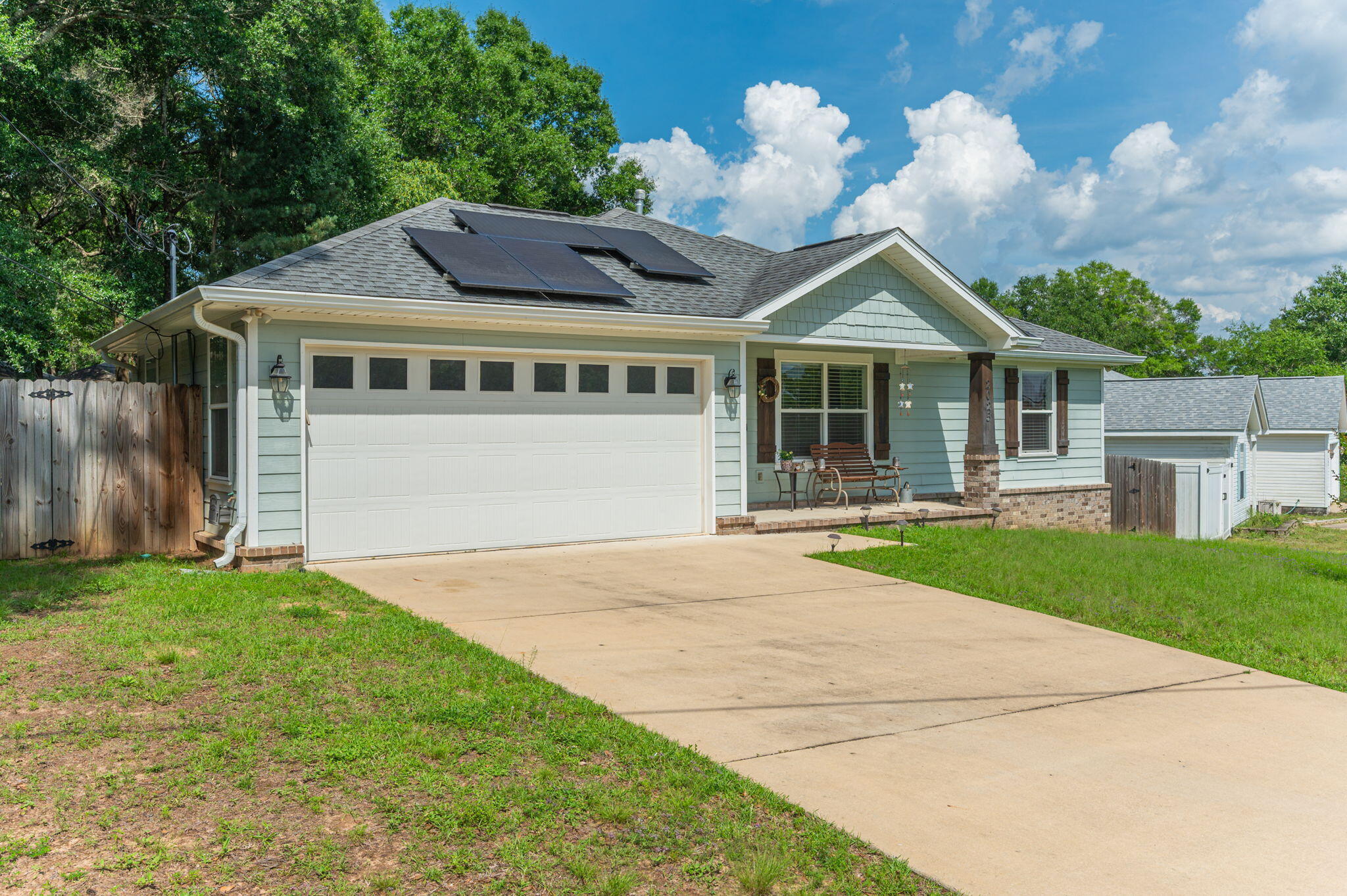 2025 N Pearl Street Crestview FL 32536
