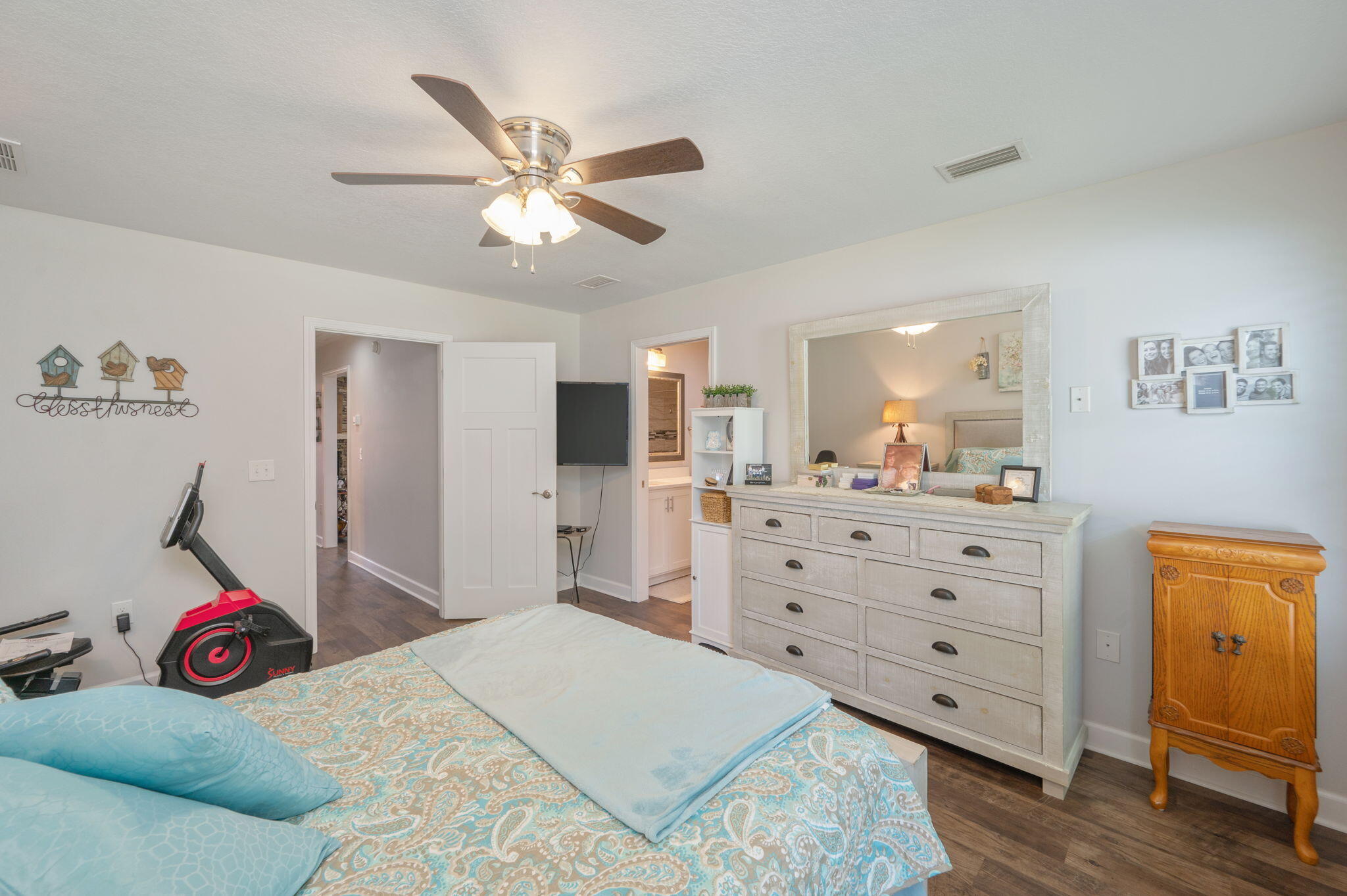 2025 N Pearl Street Crestview FL 32536