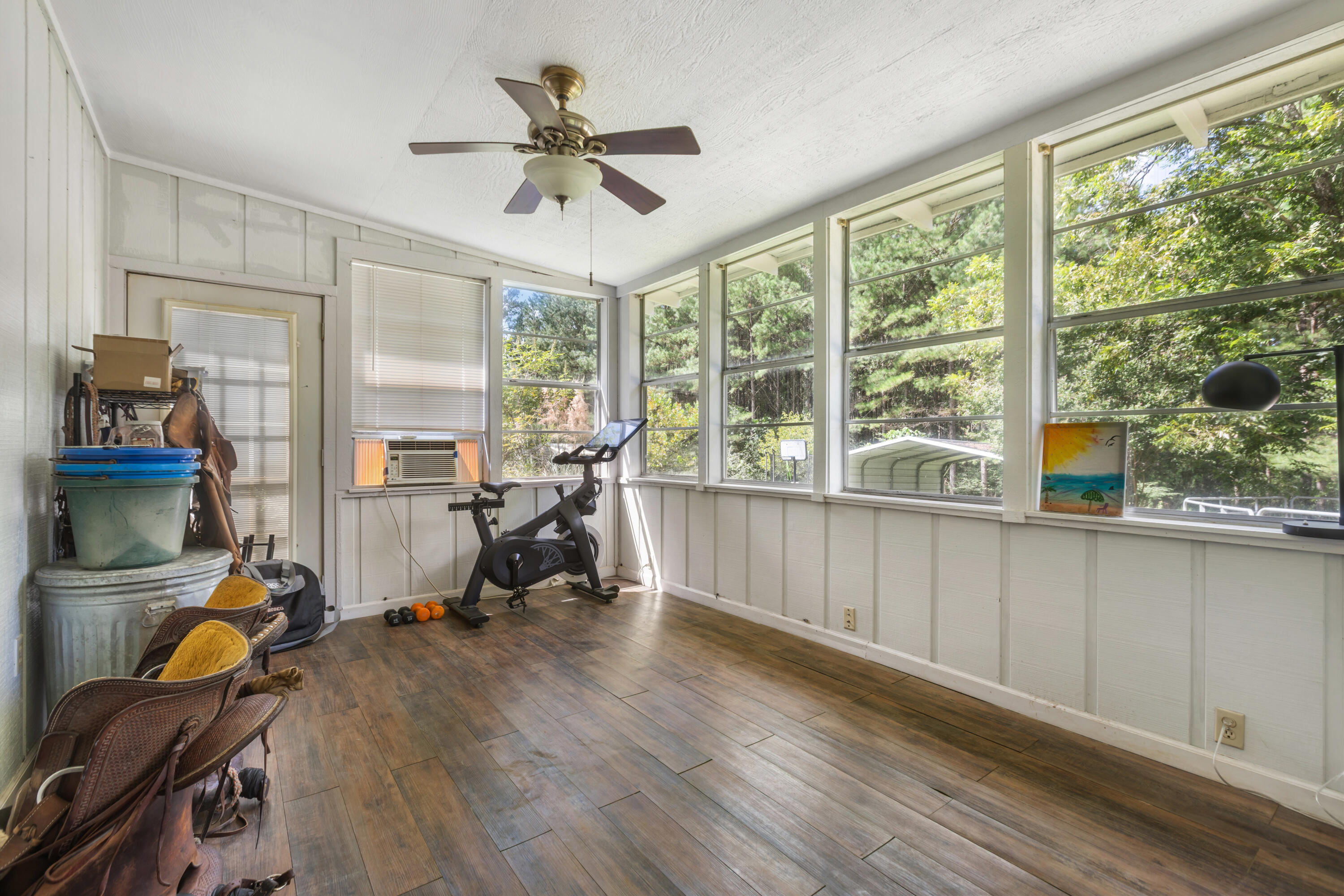8168 N Highway 85 Laurel Hill FL 32567