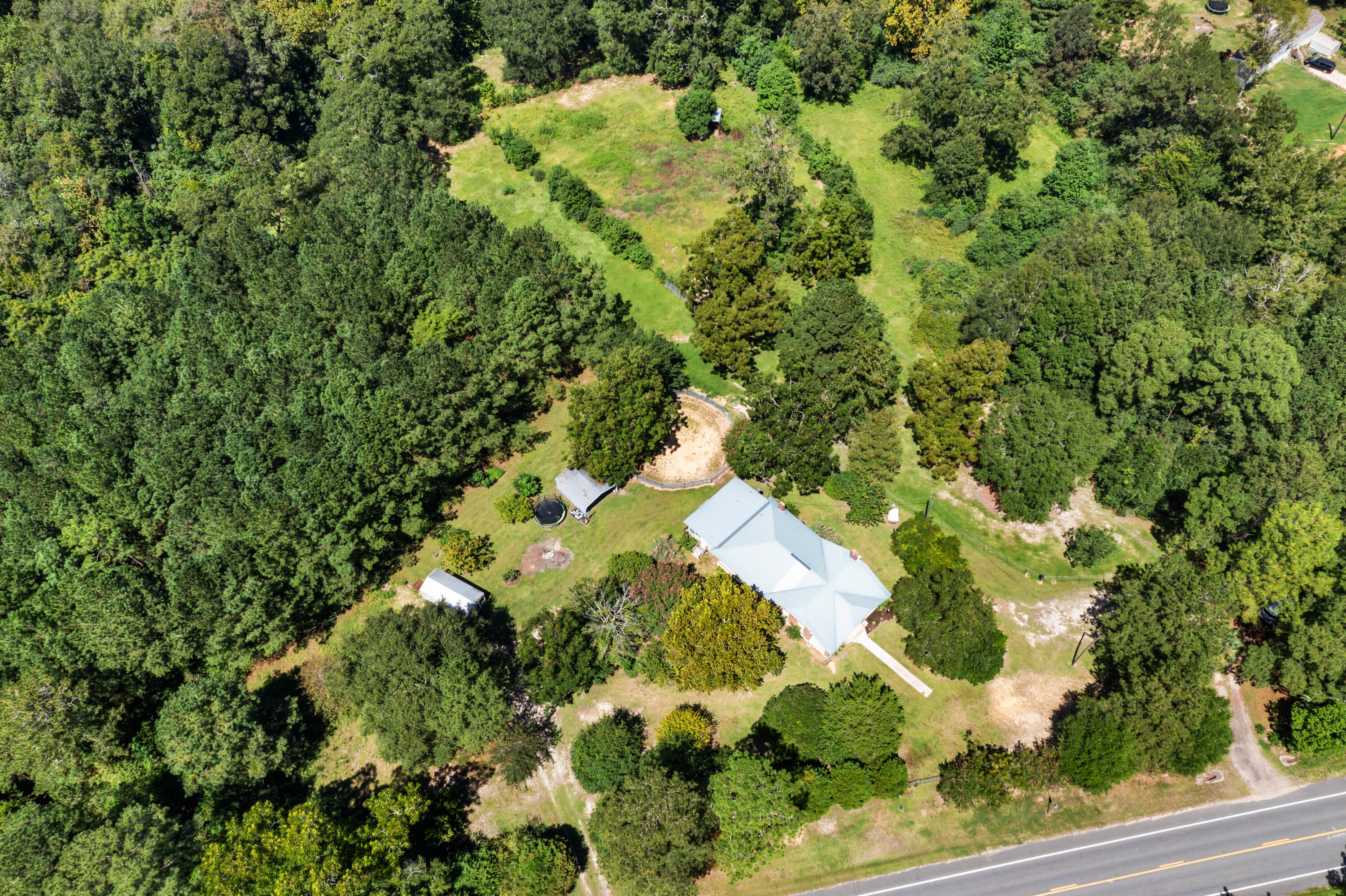 8168 N Highway 85 Laurel Hill FL 32567